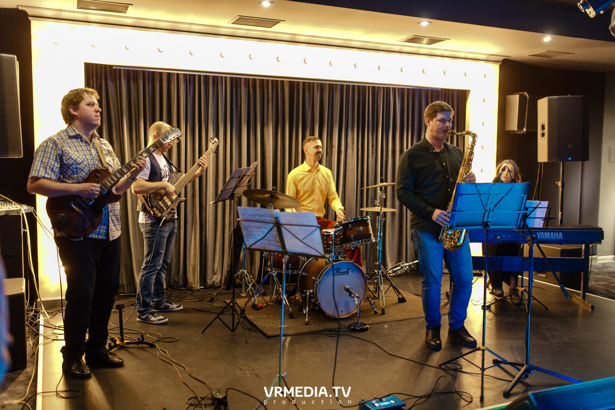 Джазовая среда. JAM SESSION