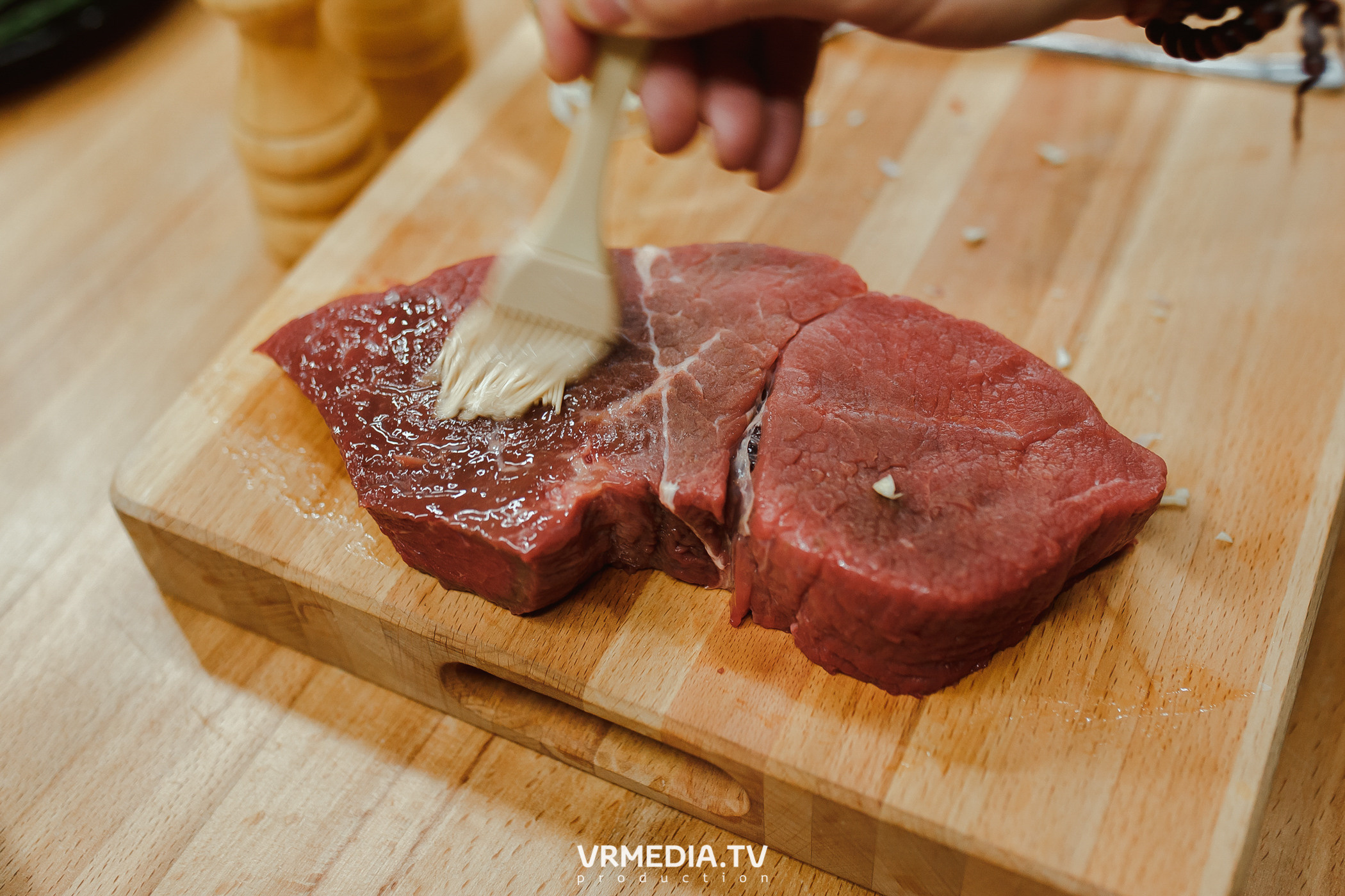 Кулинарная студия «Артишок». Битва столов: Барберы GoodMan — жарят мяс