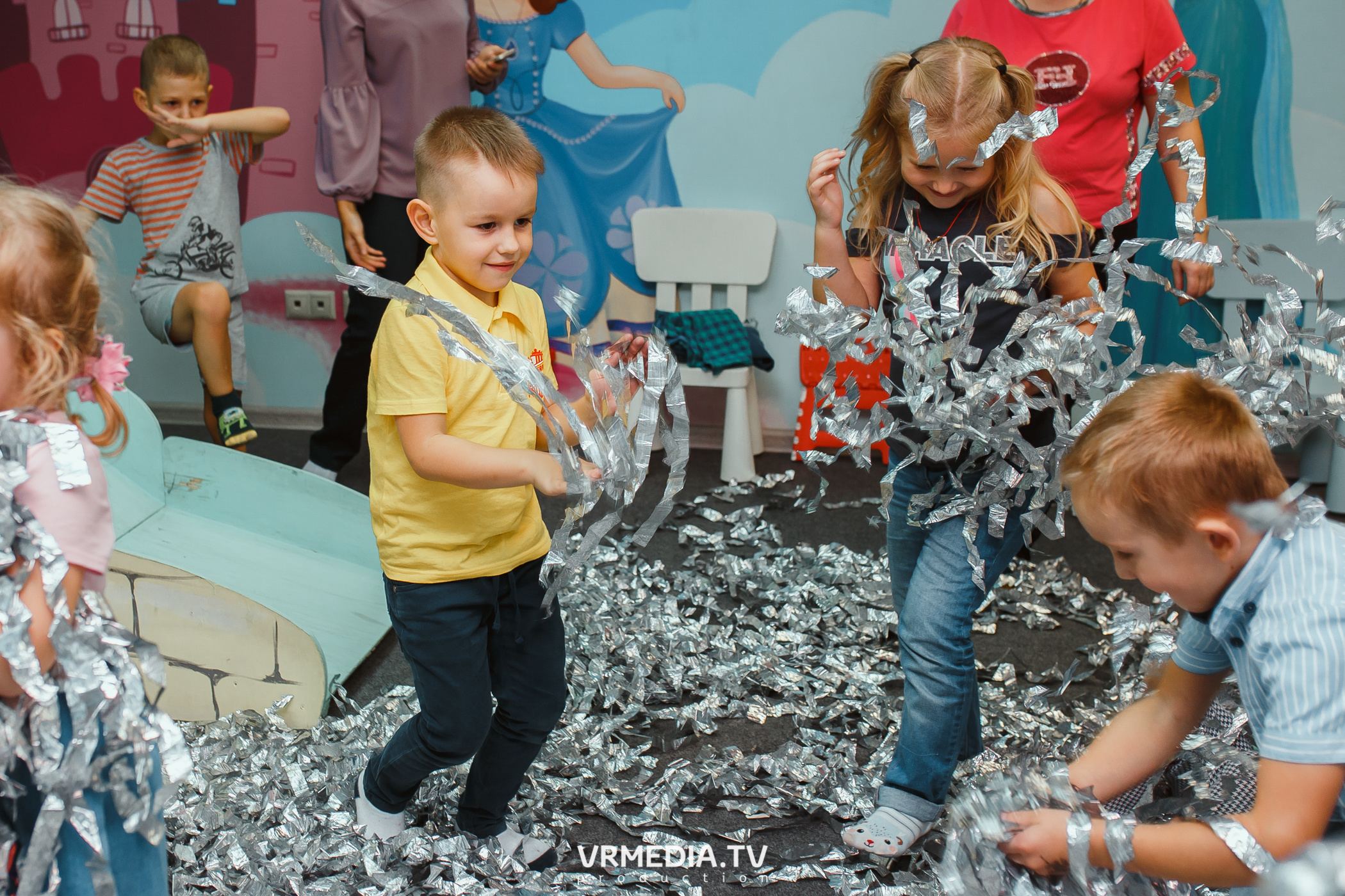 День рождения в «АкунаМатата»