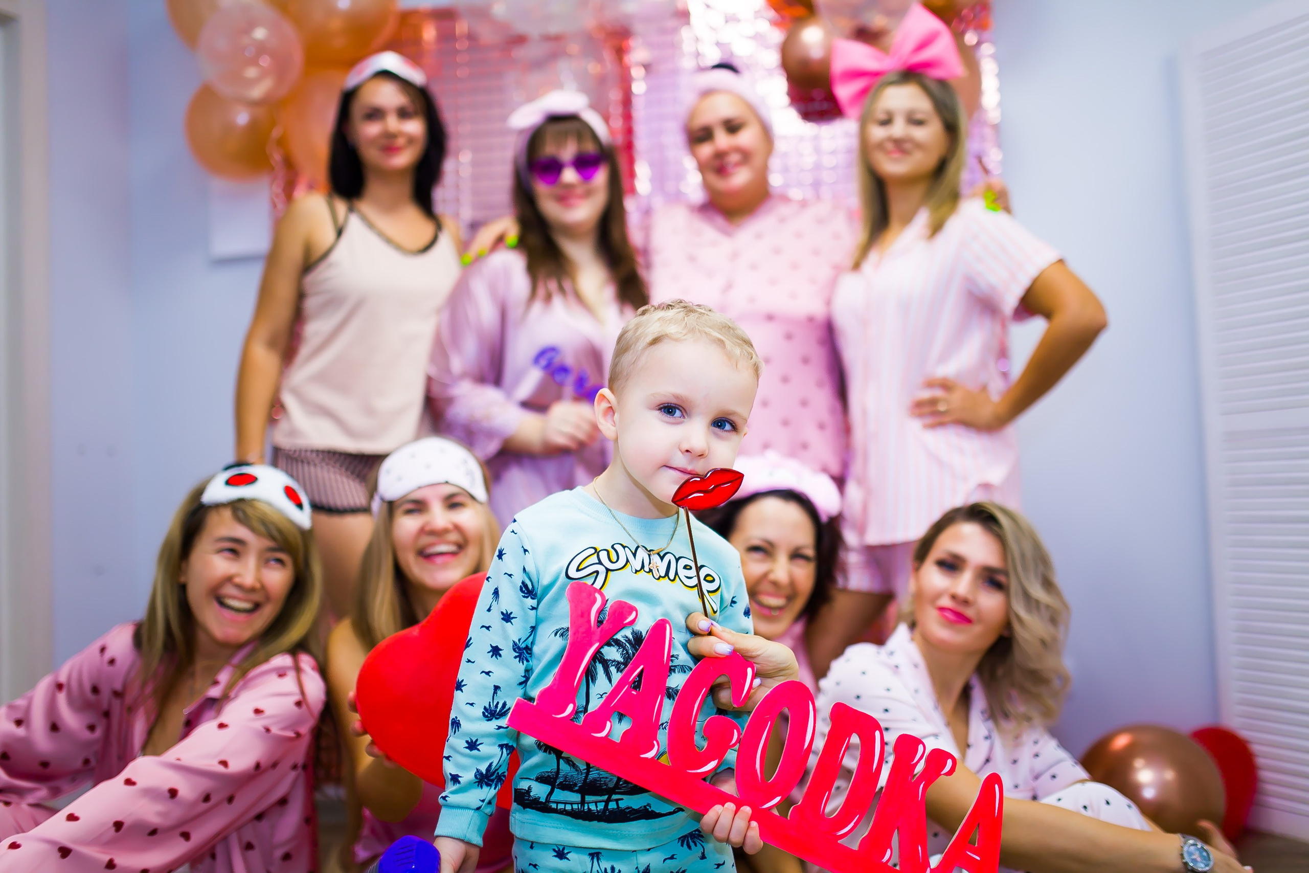 Ягодка). Дизайн интерьера Керчь, дизайнер интерьера Еремина Мария Керчь, Симфер