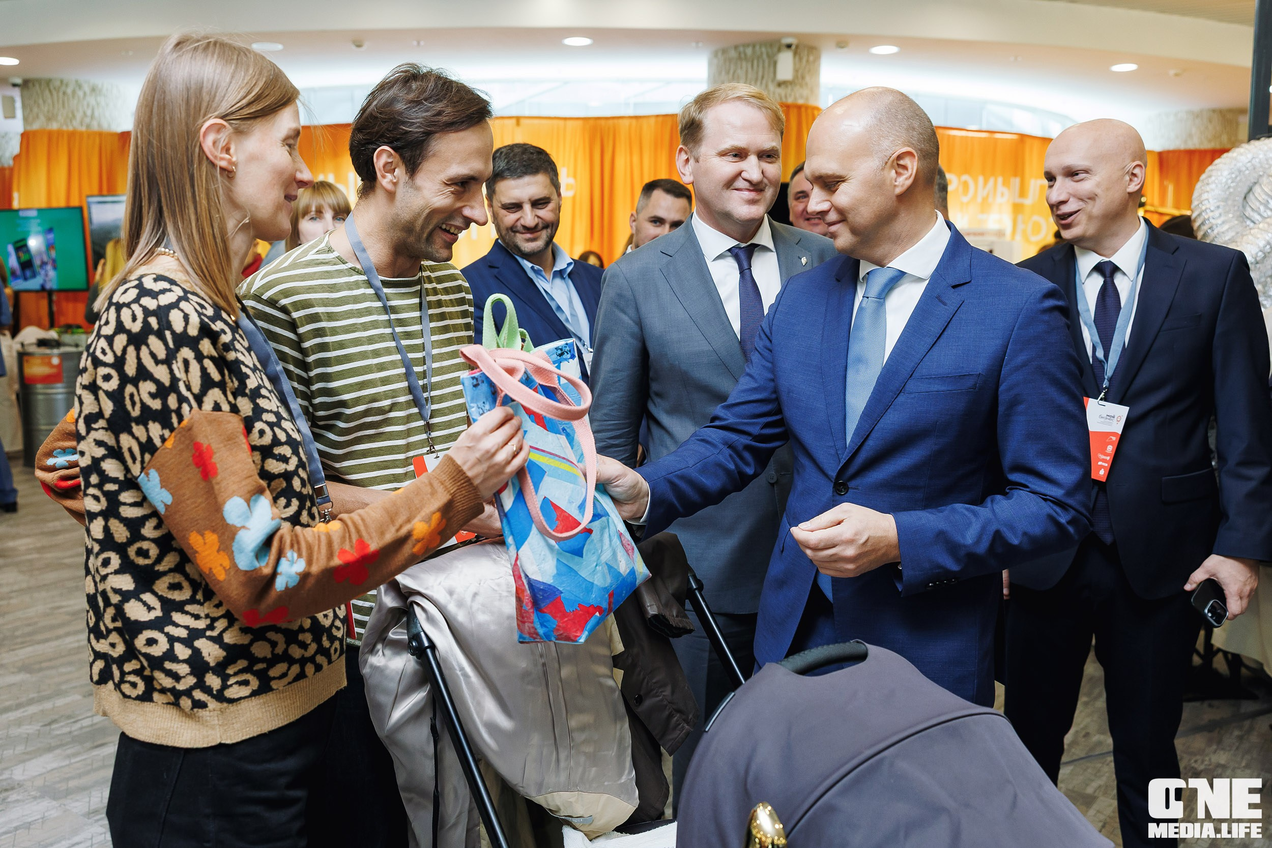 Фоторепортаж VII Международный форум «Вселенная бизнеса. Время Побед». One Media Life: фоторепортажи, фотоотчеты с мероприятий и заведений