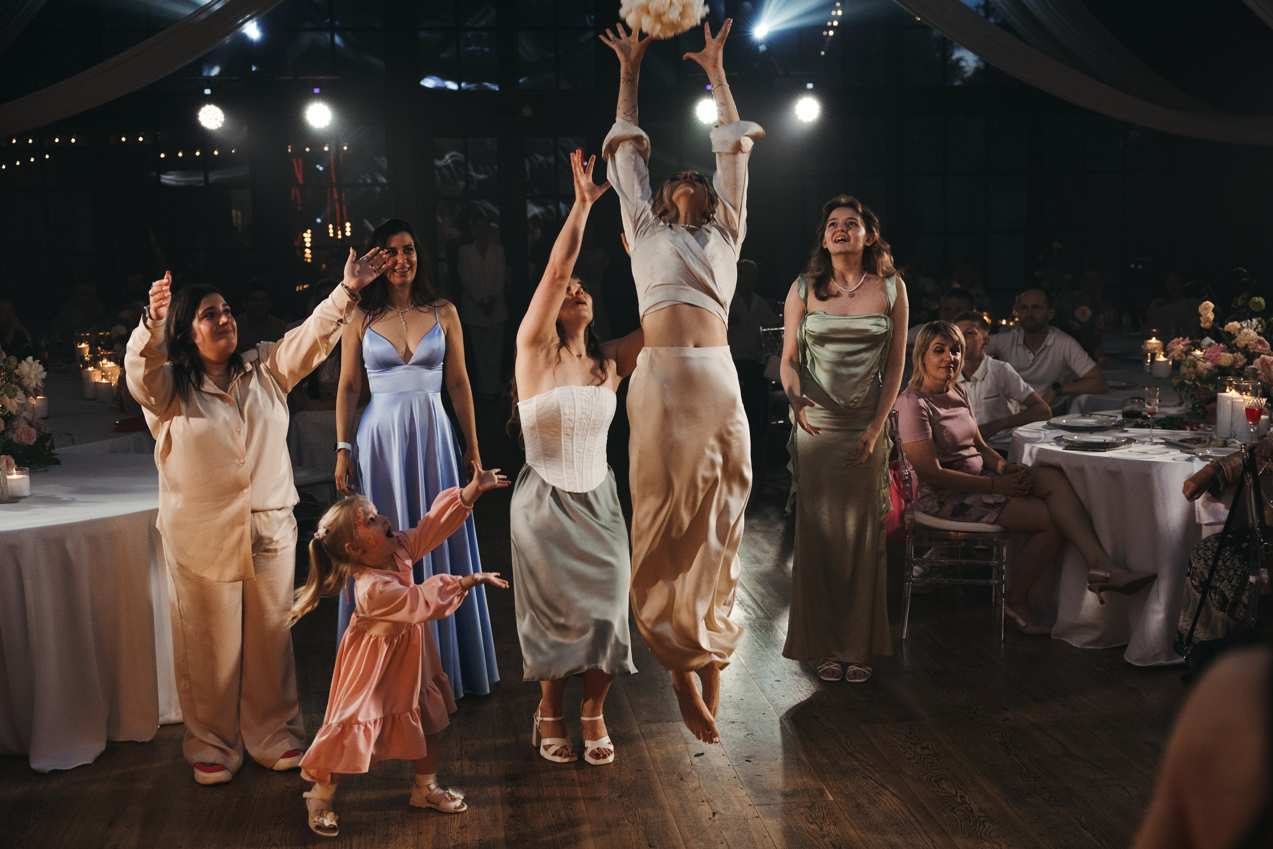 Свадебная съемка в Яхт-клубе SkyRiver, свадебная съемка в Яхт-клубе Скай Ривер. Свадебный фотограф Москва Анастасия Храмова