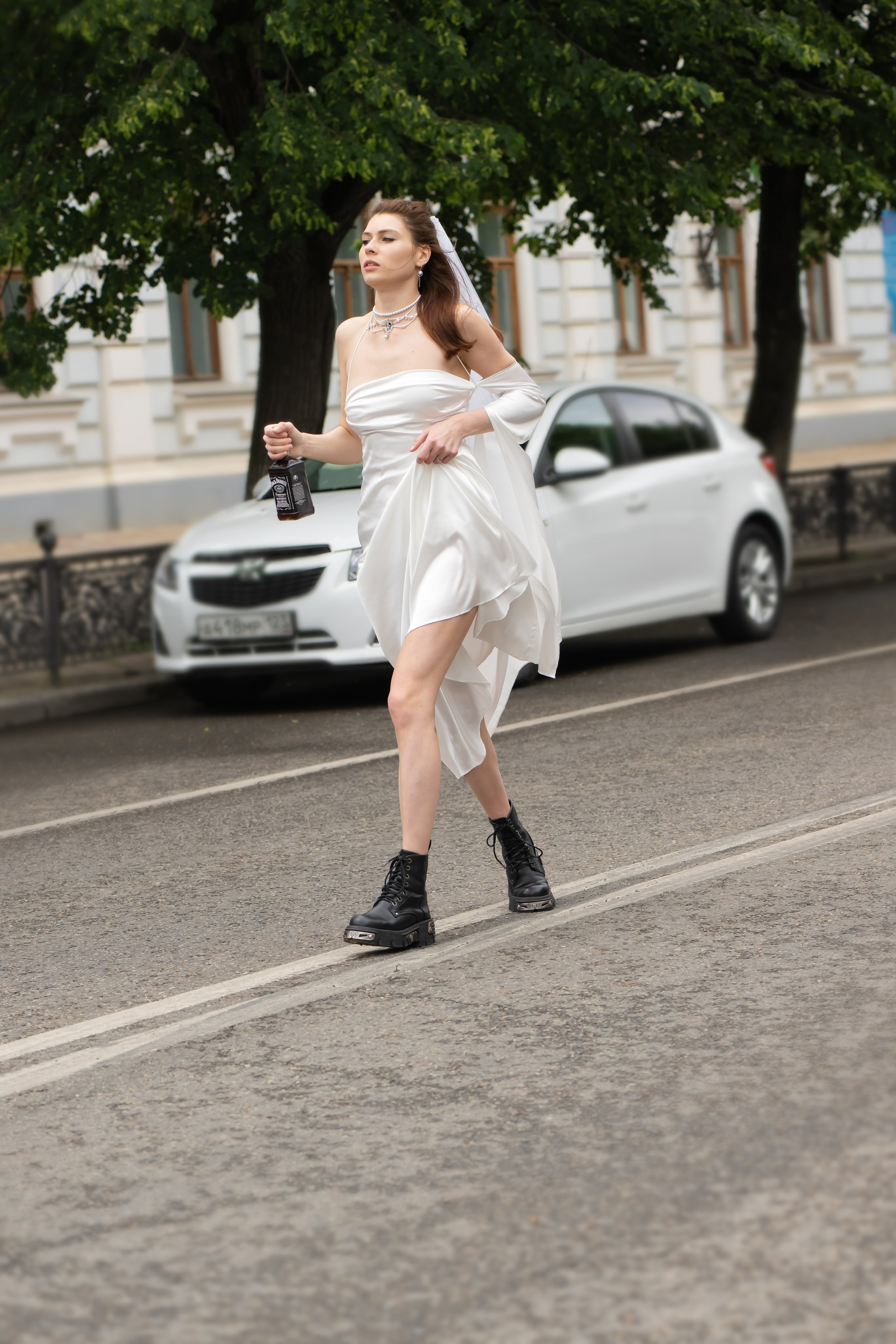 СБЕЖАВШАЯ НЕВЕСТА (история в каждом кадре). Главная