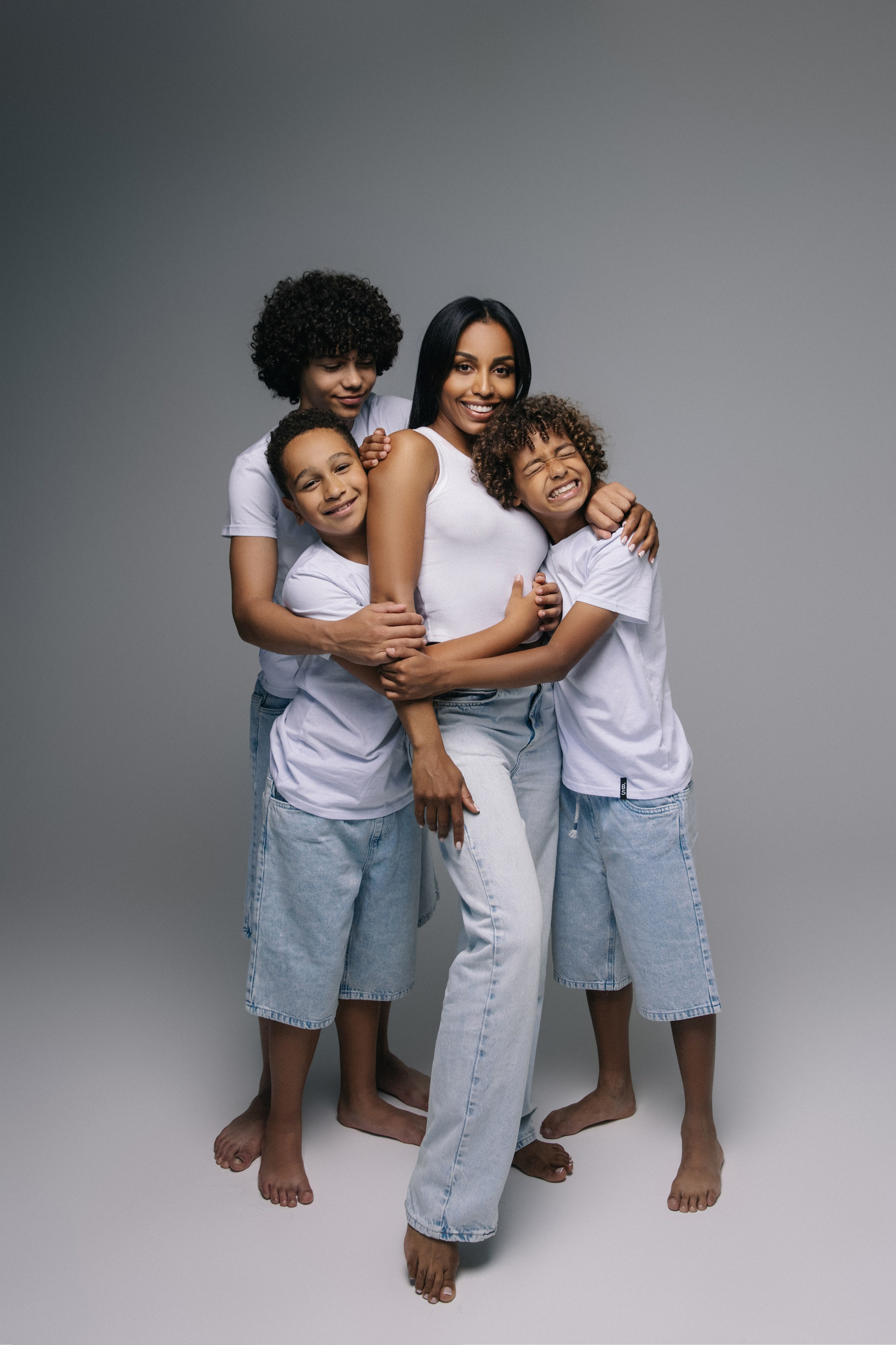 Family. NatalieDmi — фотосессия беременности, семейный фотограф, портрет