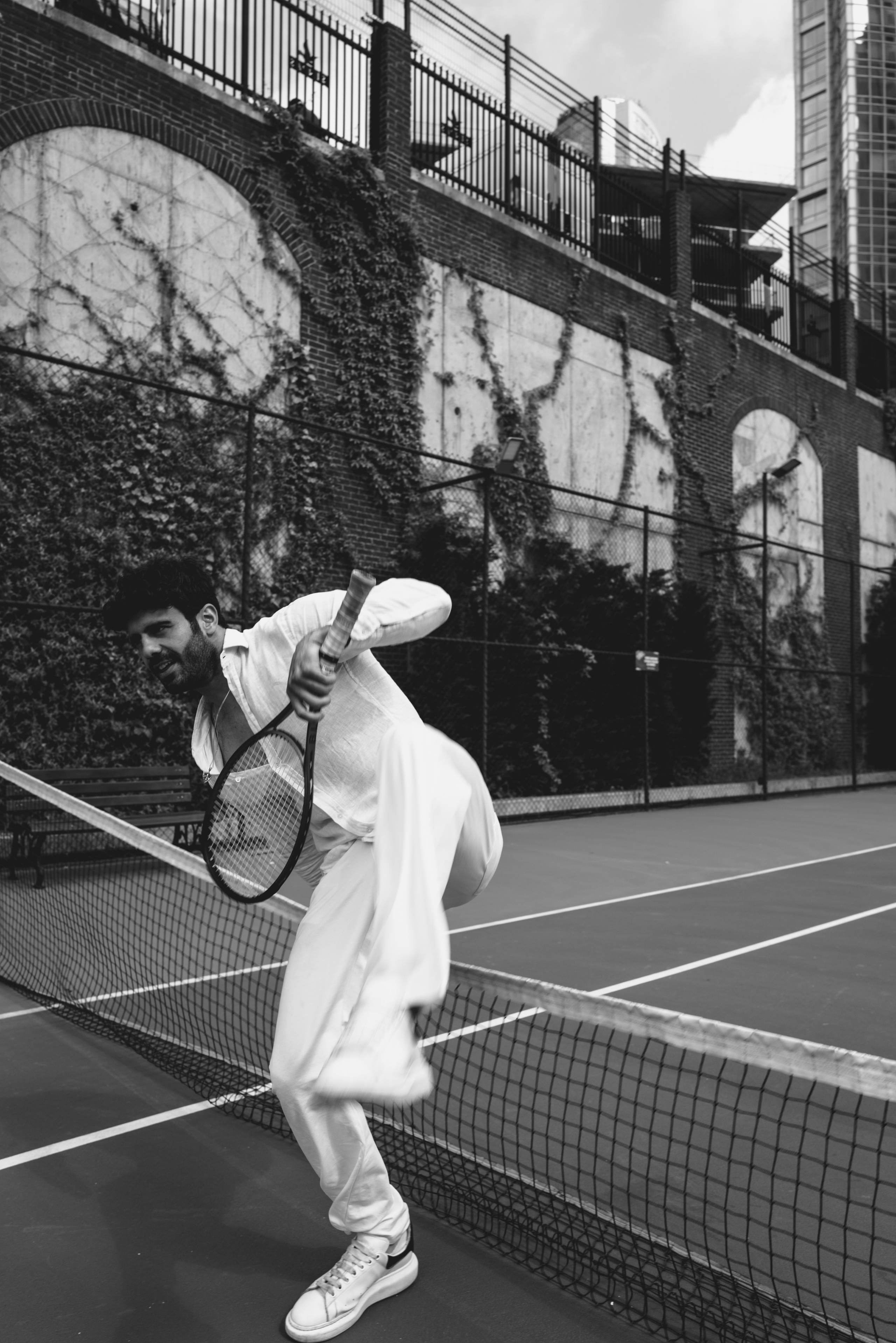 Эмре. I am Diana, a portrait photographer. I take pictures around the world