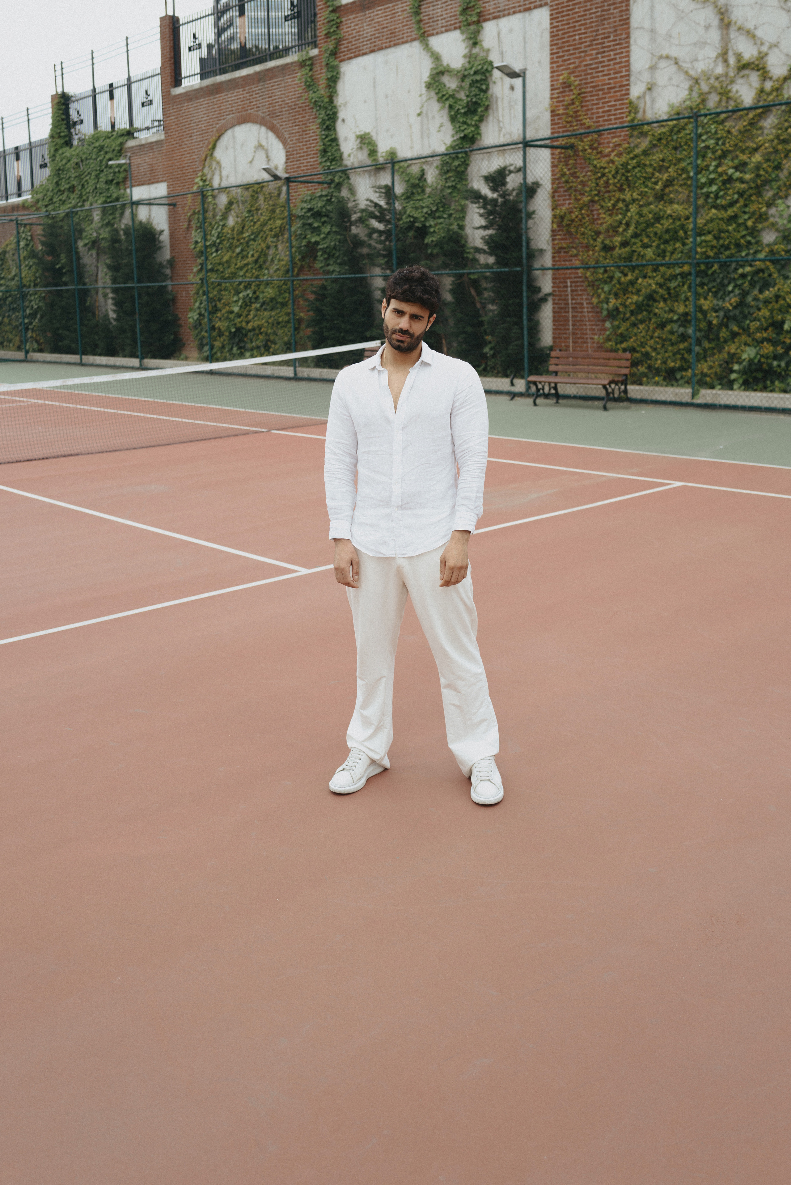 I am Diana, a portrait photographer. I take pictures around the world