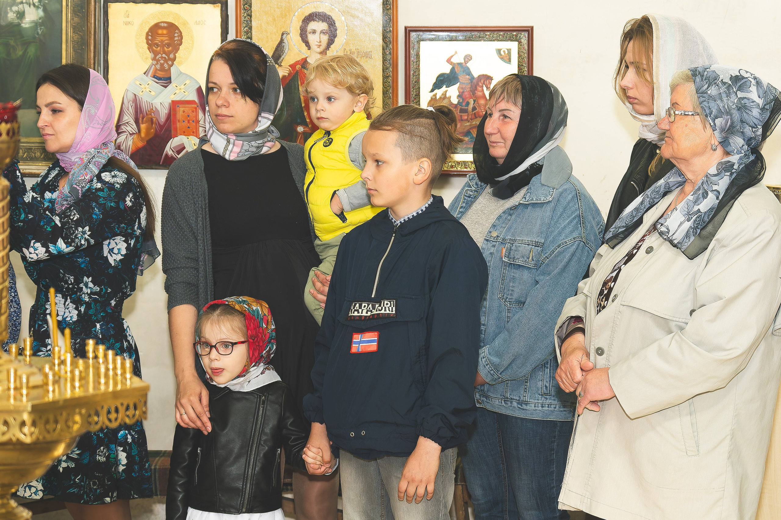 Крещение Ксении в храме Рождества Пресвятой Богородицы д. Щербинино. Фотограф Евгений Егоров