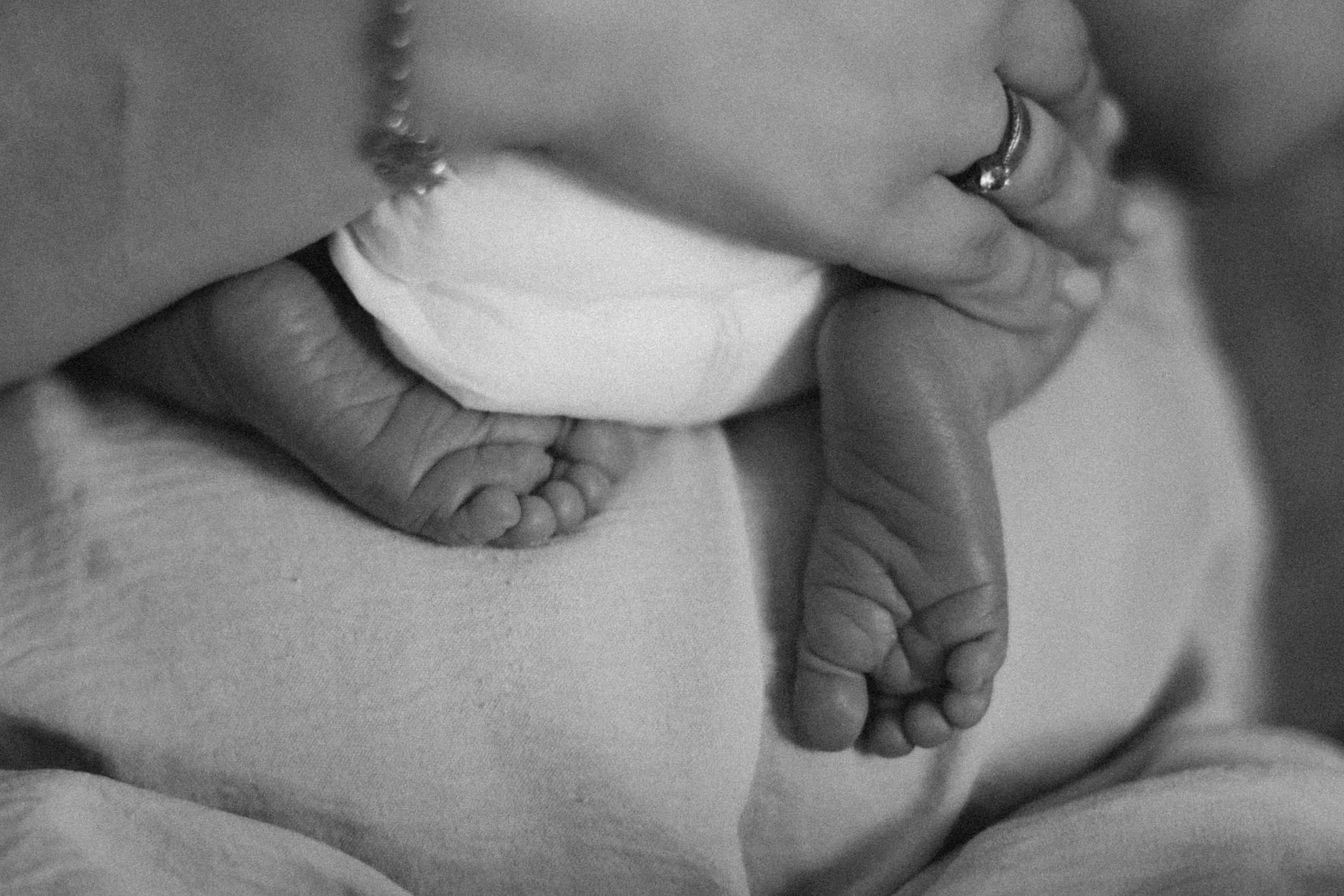 Яна, Толя, София (2 года) и Сережа (1 неделя). Семейный и детский фотограф Красноярск Иркутск Денк Анна