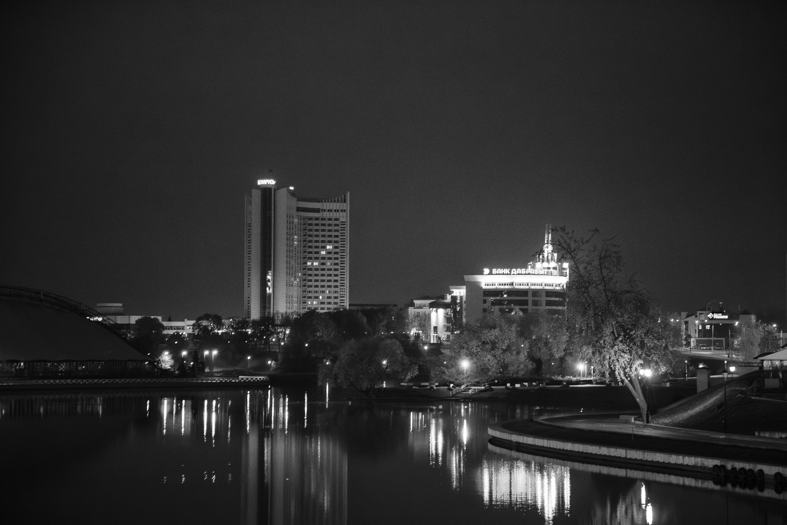 Минск. Фотограф Антон Швец — Монохромная реальность