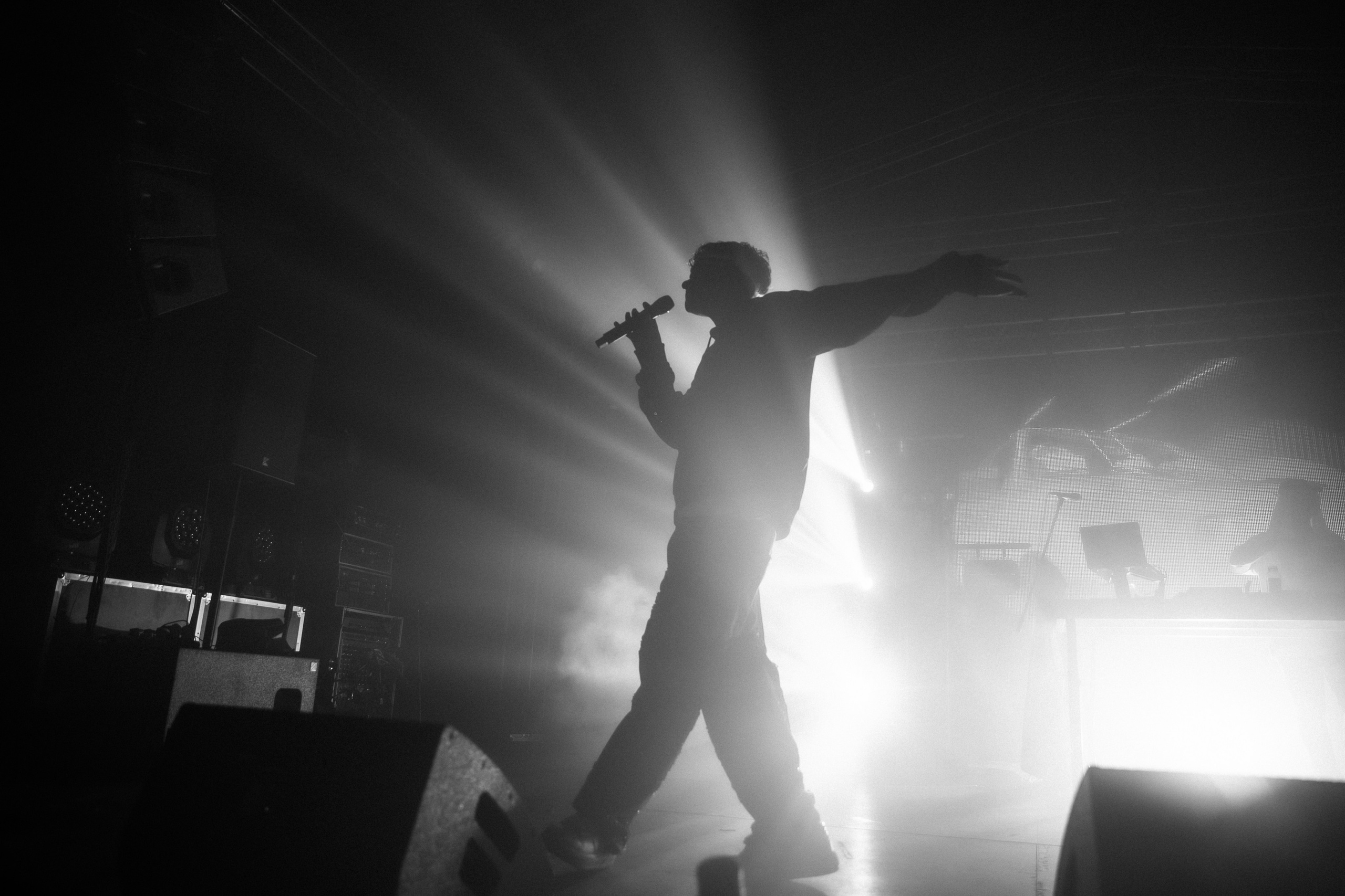 Фотоотчёт и репортаж с концерта группы GAYAZOV$ BROTHER$. Красильников Евгений — профессиональный фотограф в Ростове-на-Дону