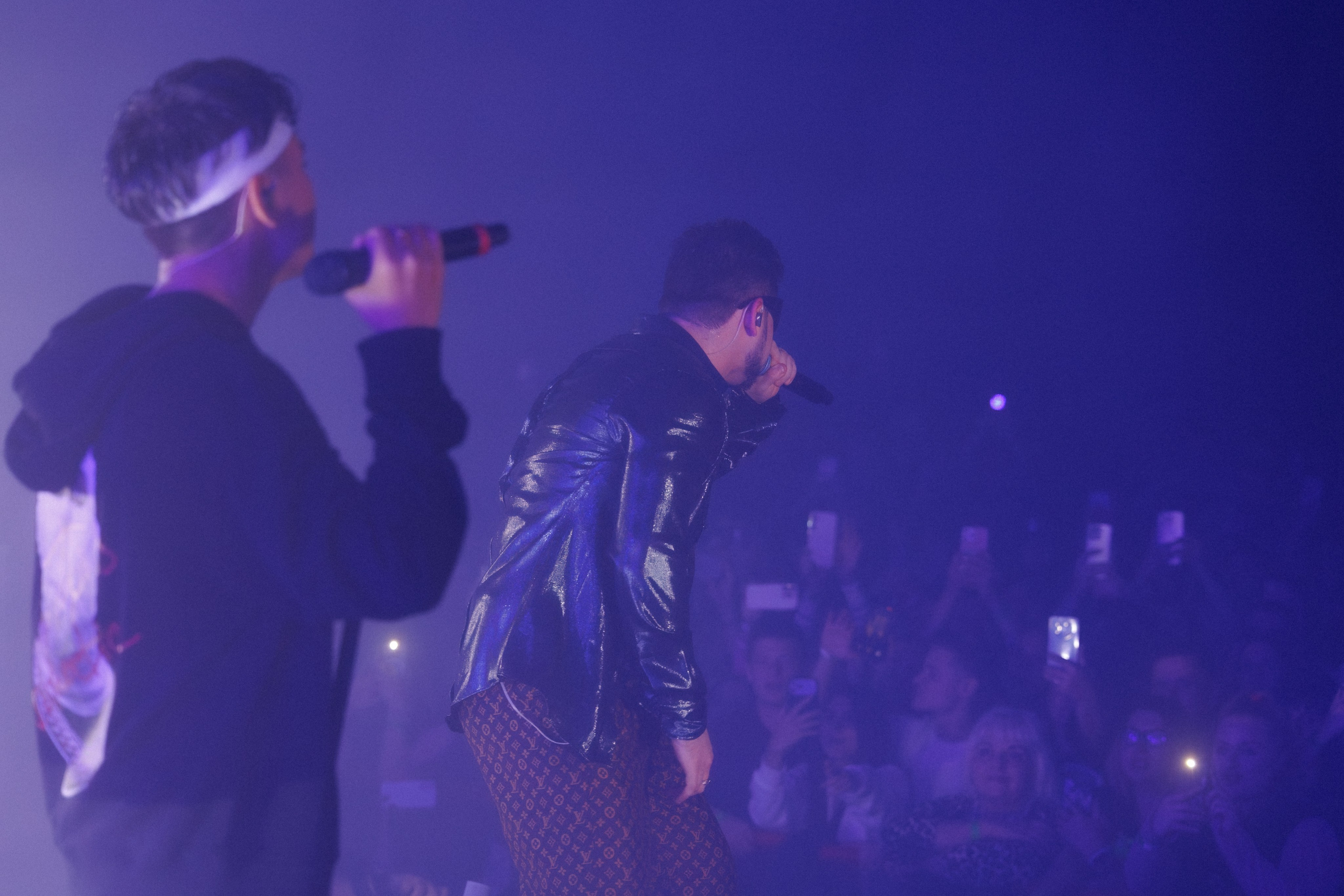 Фотоотчёт и репортаж с концерта группы GAYAZOV$ BROTHER$. Красильников Евгений — профессиональный фотограф в Ростове-на-Дону