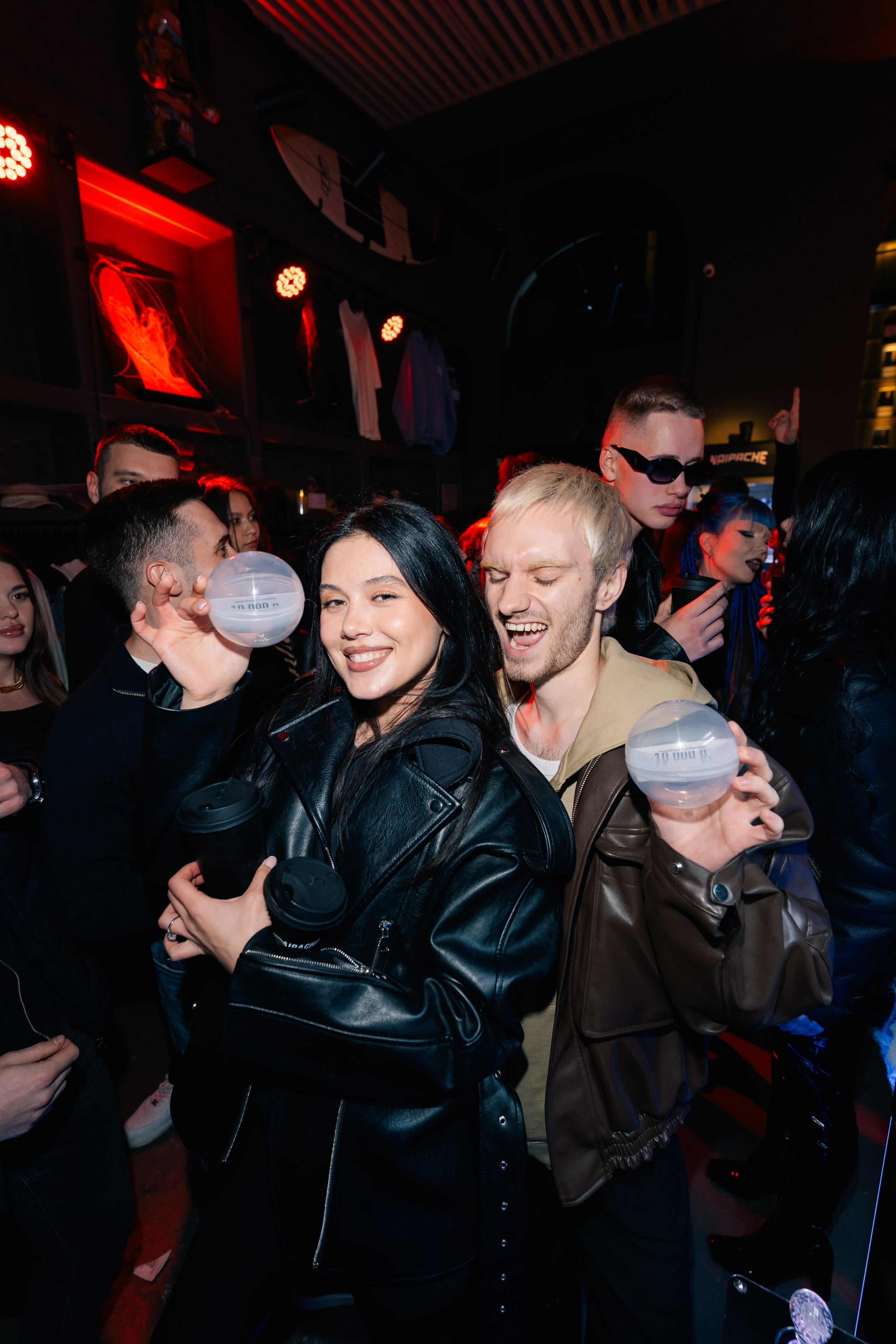 NAIPACHE DARK NIGHT x TWINBY. @oljiofilm: Олег Иванов — фотограф