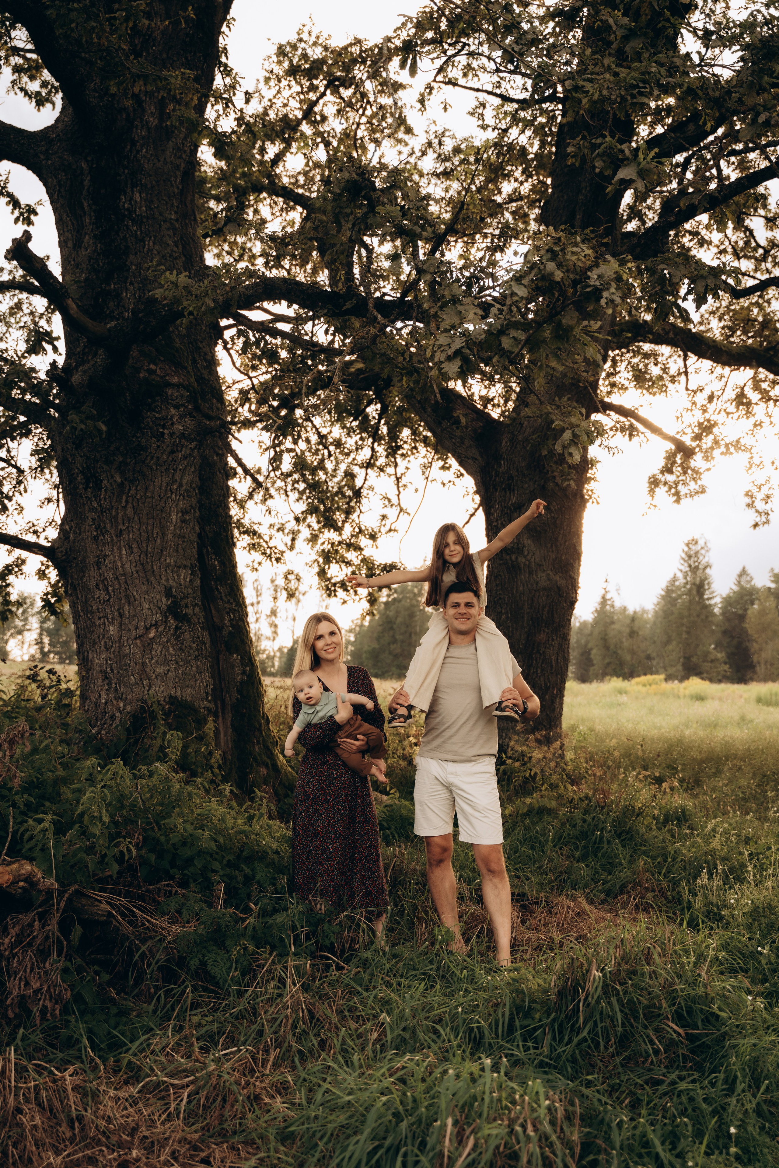 Оля, Женя, Роза и Федя. Фотограф Мария Миллс | Минск