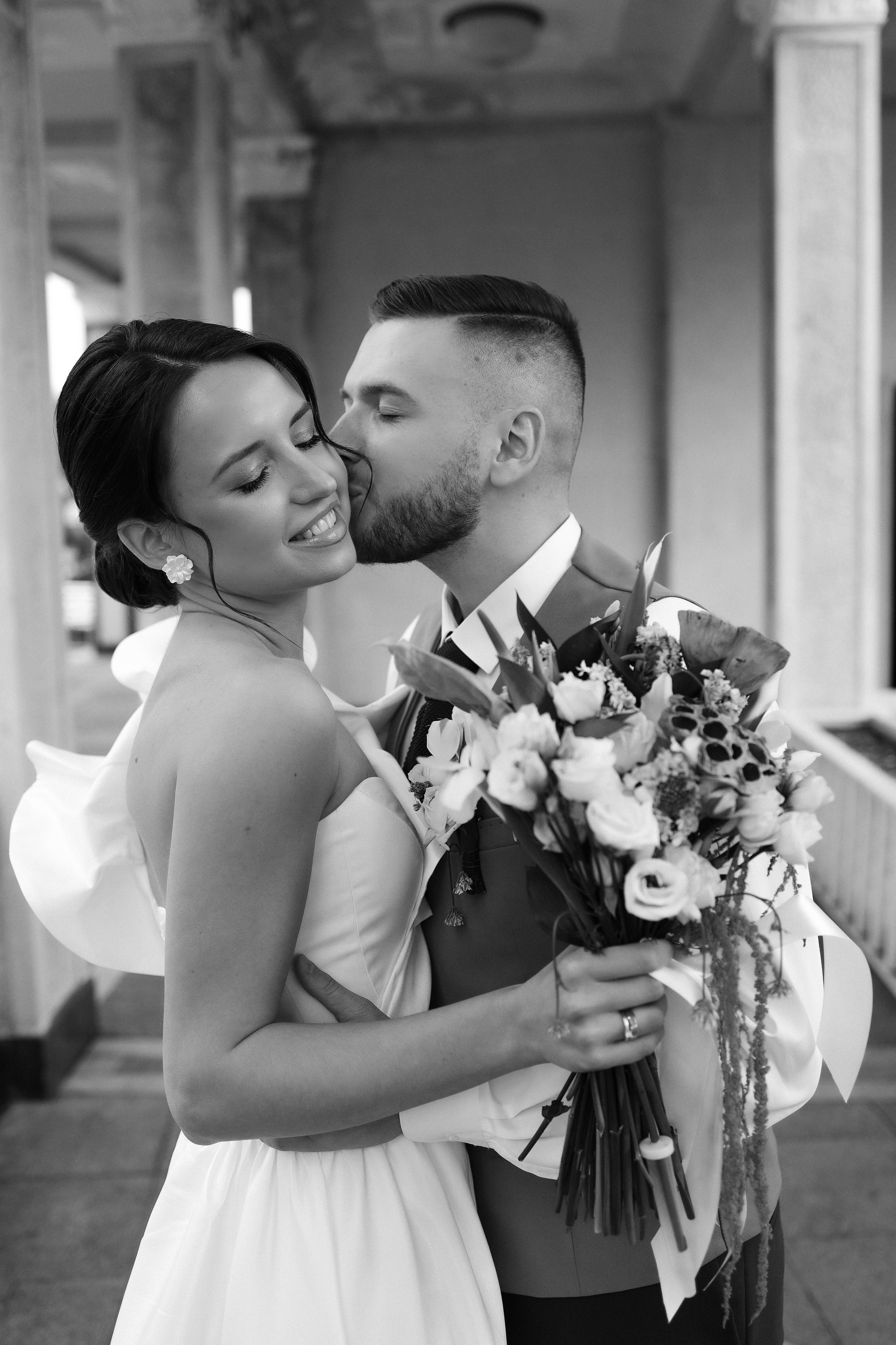 Е. +  П. С утренних сборов и до торта. Семейный и lovestory фотограф в Москве Светлана Коняхина