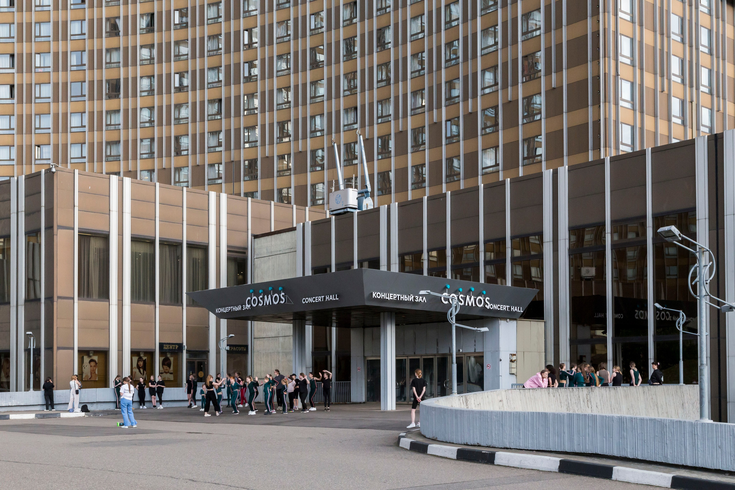 Здание гостиницы «Космос». Проект фотографа Александра Высокина — «Фотоархитектоника»