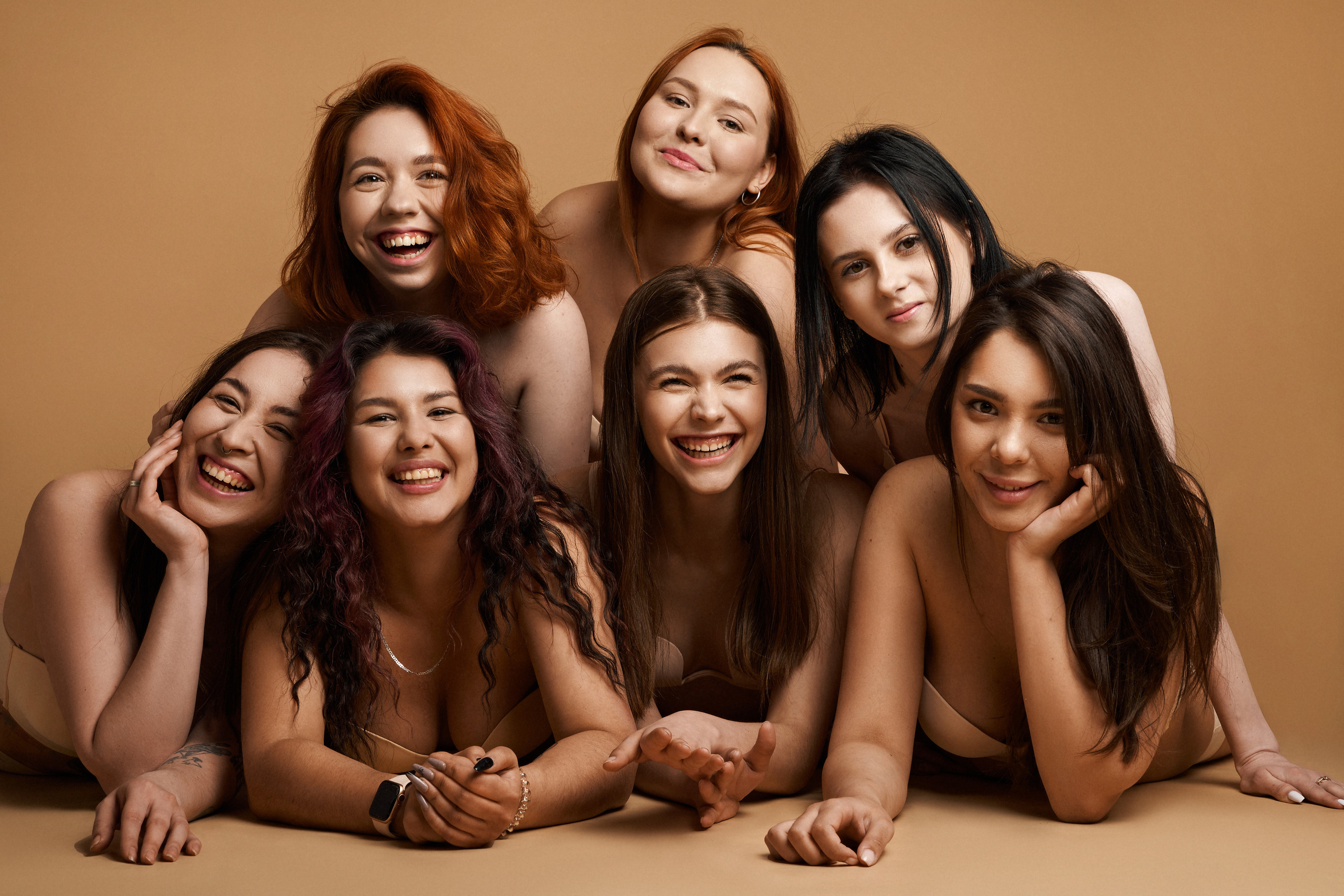 Girls. Фотограф Михаил Ефремов