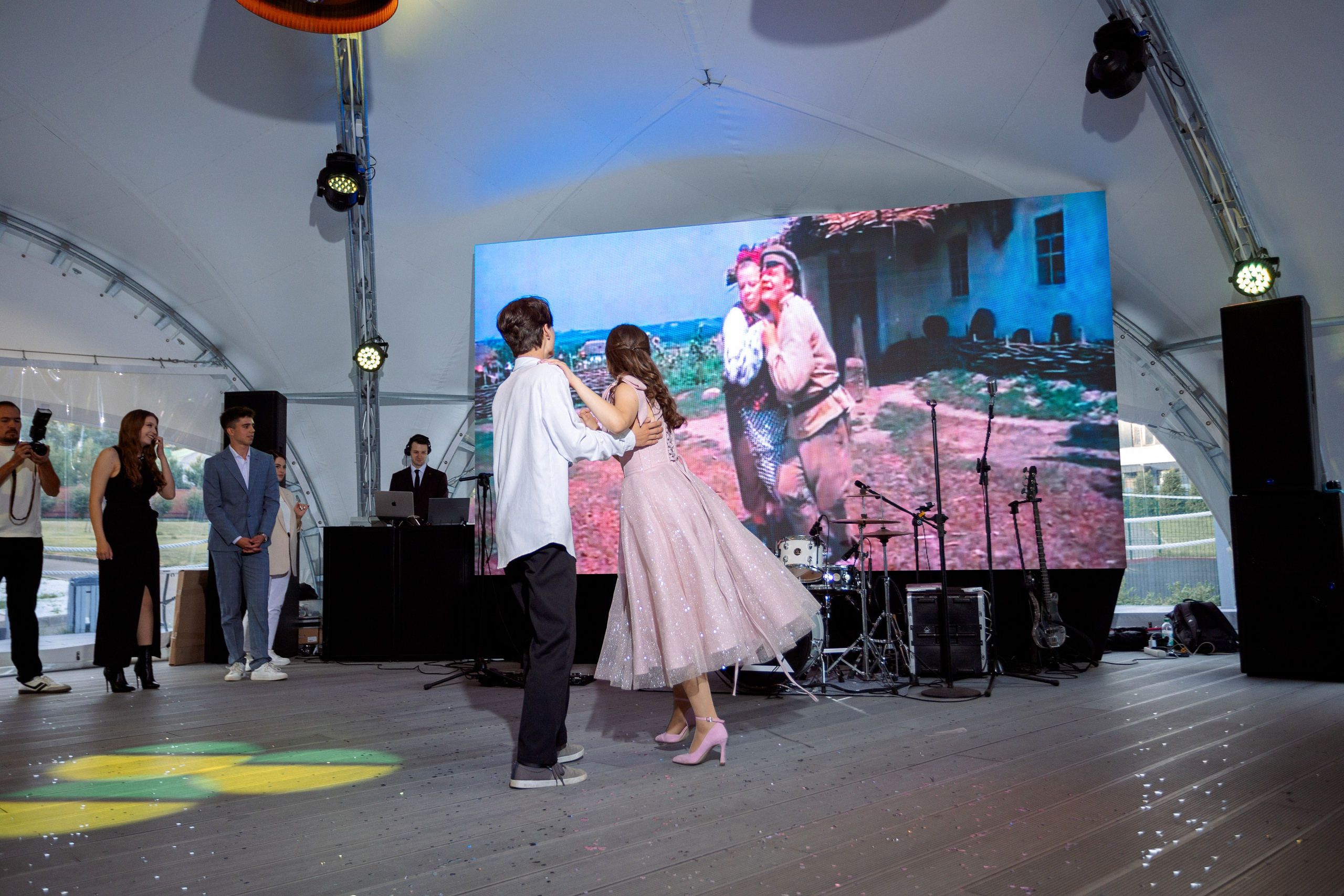 ВЫПУСКНОЙ: Волки-Липки. Все фото. Профессиональный фотограф в Ижевске Леша Петров