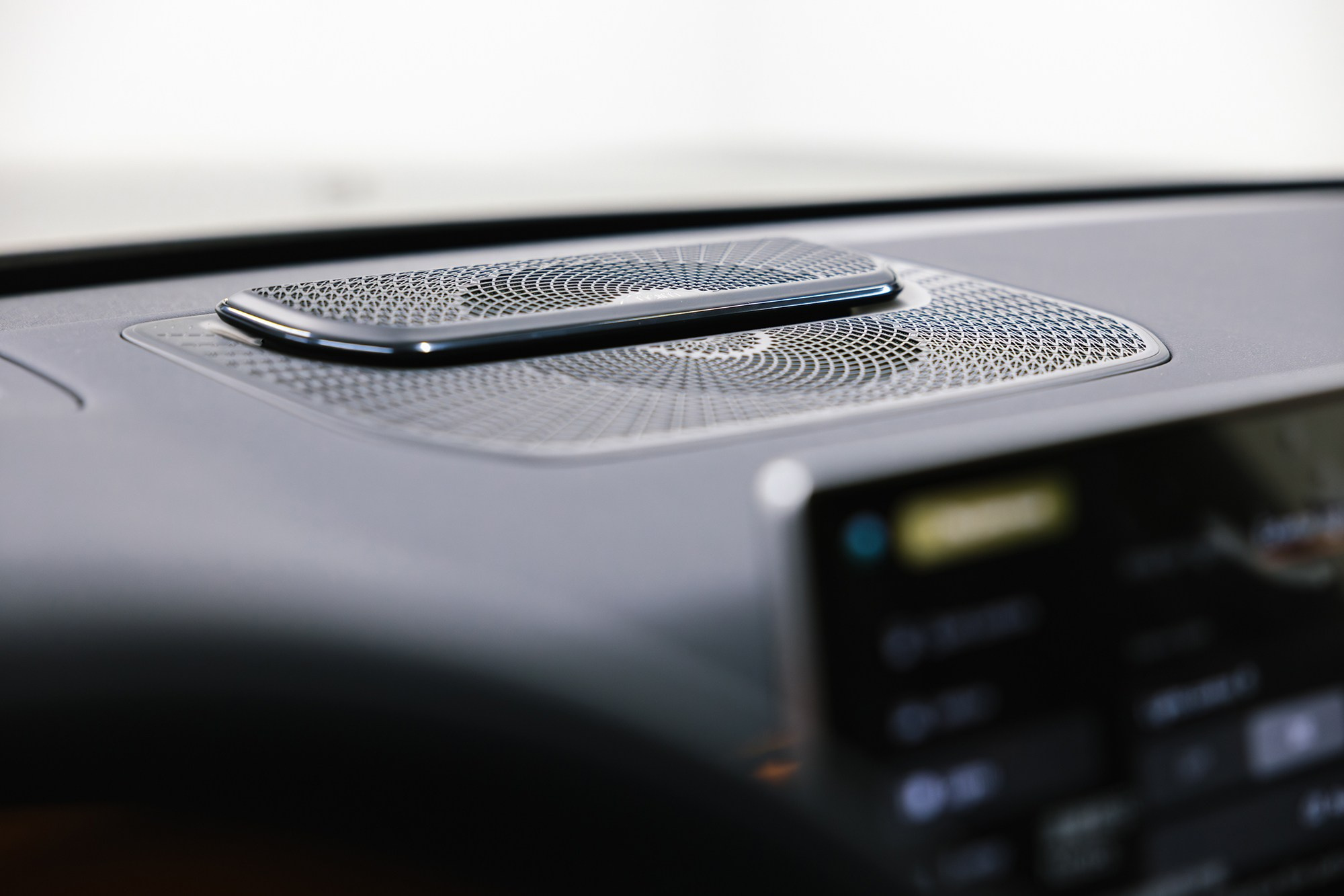 Zeekr 9X 2.0hyb 4WD AT (1401 л. с.) 2025. Автосалон «Х-Авто»