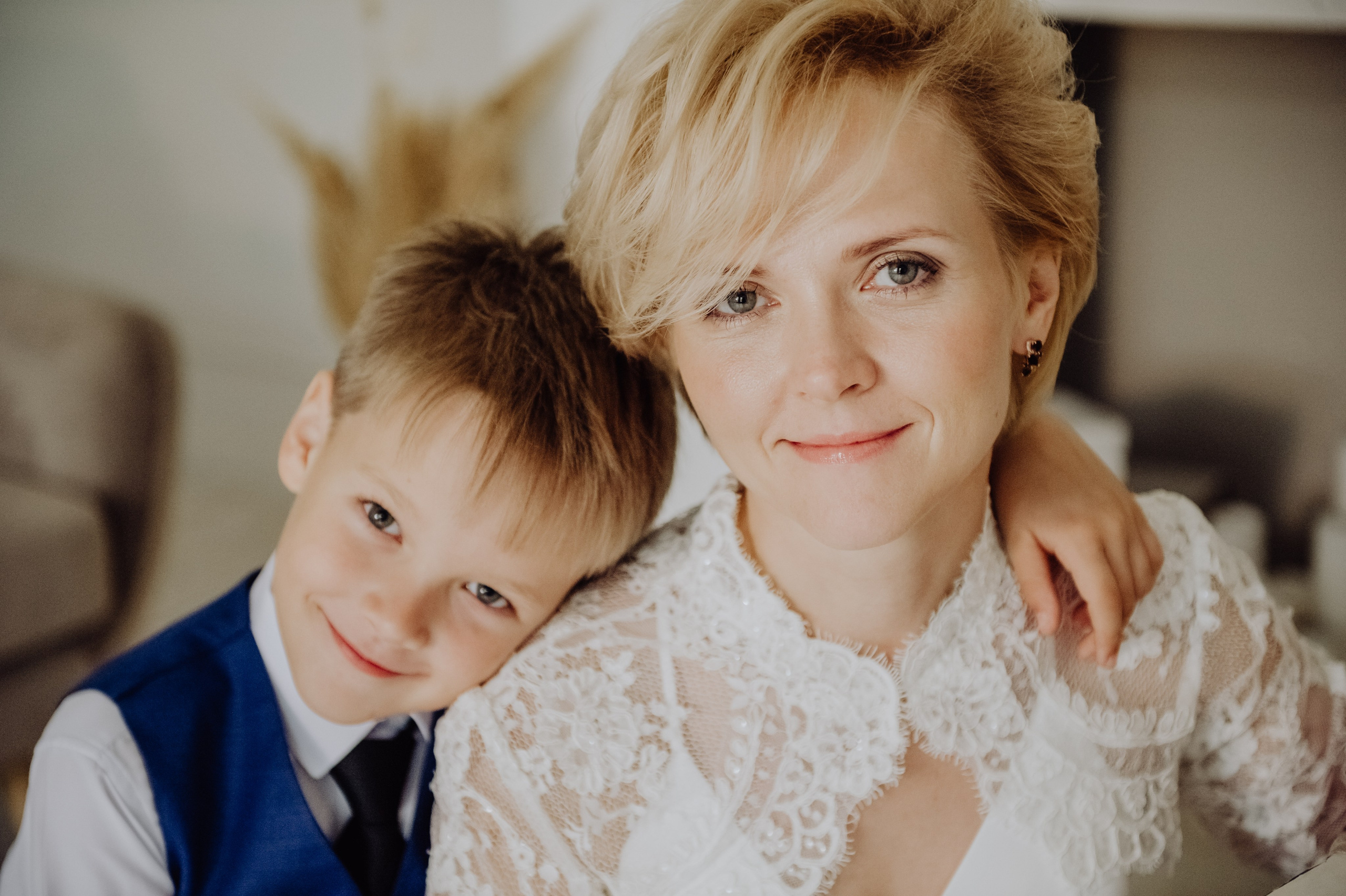 Саша и Женя. Семейный и женский фотограф, контент фотосессия в Екатеринбурге