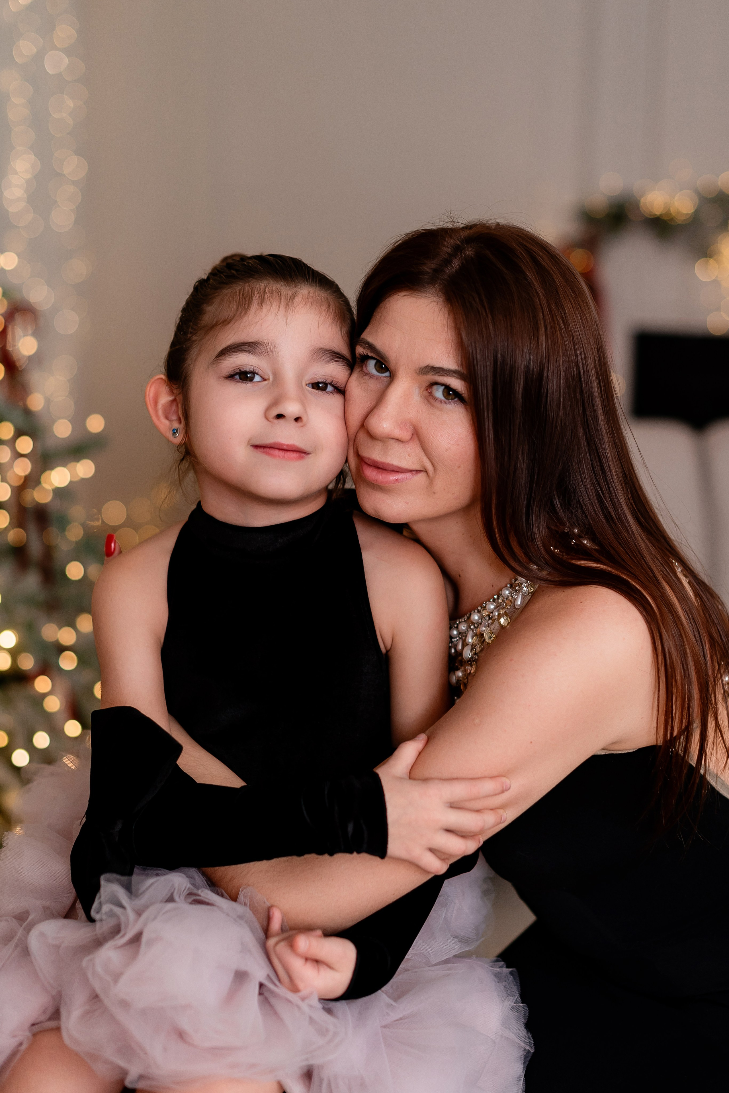 Юля и Варя Новогодняя. Фотограф Татьяна Иванчикова