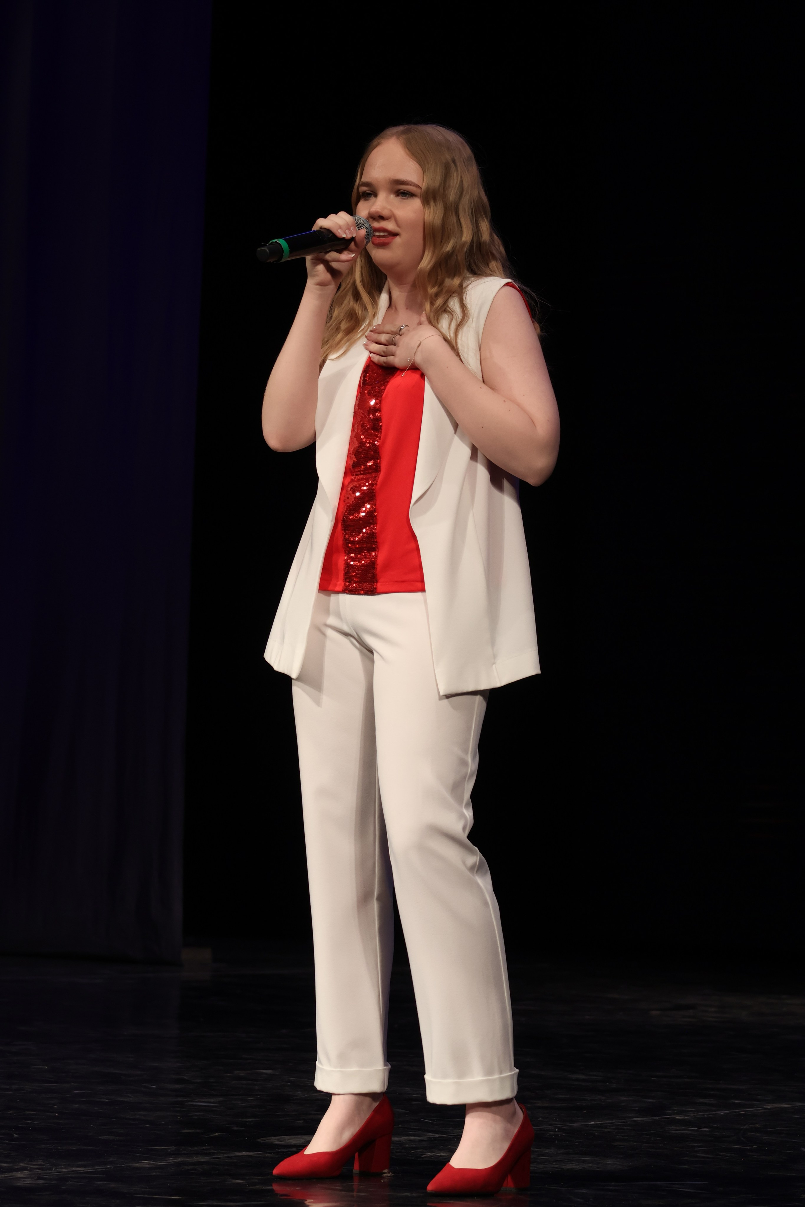 13 апреля, г. Томск. Золотое яблочко