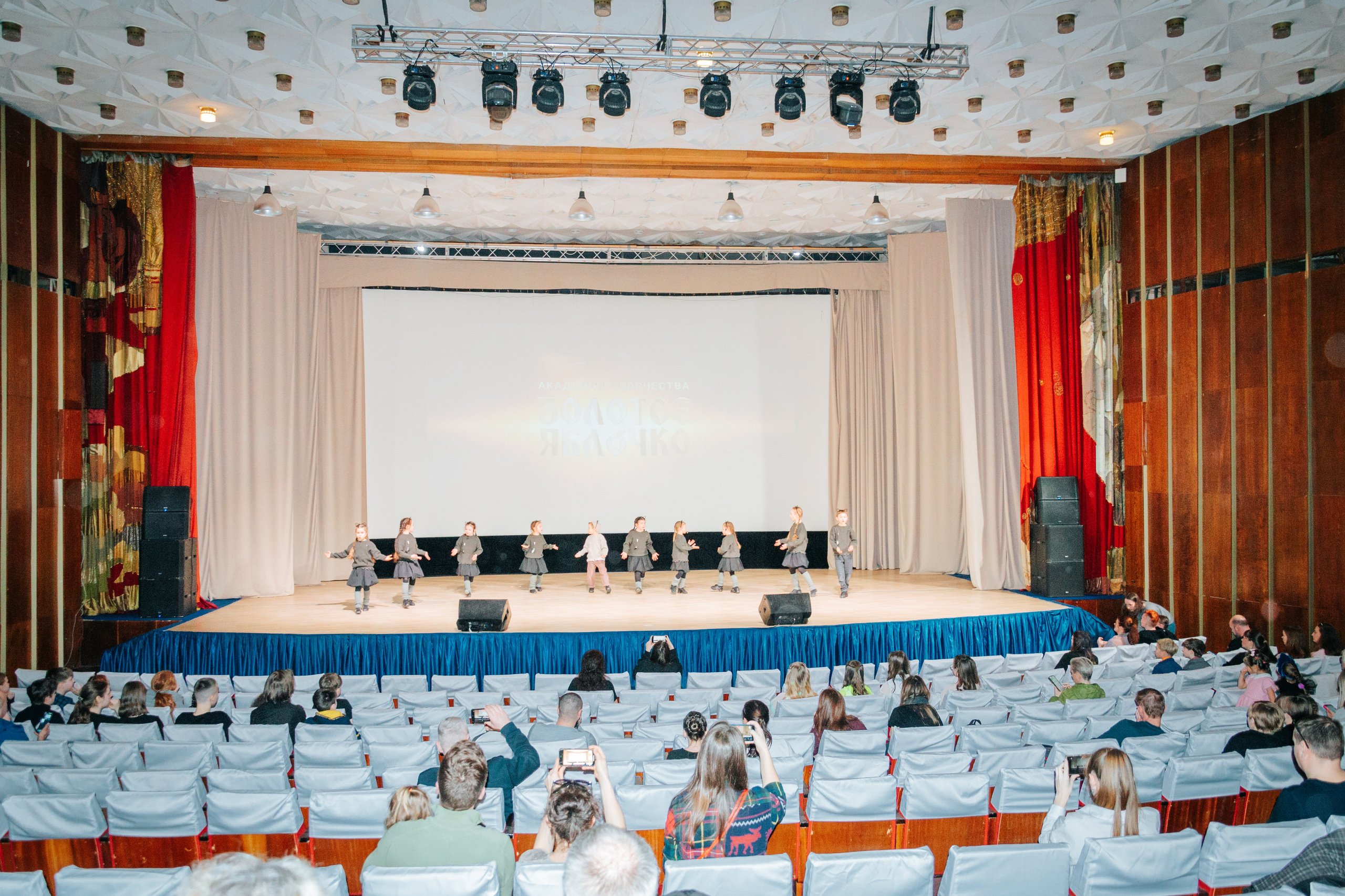 16 марта, г. Суздаль. Золотое яблочко