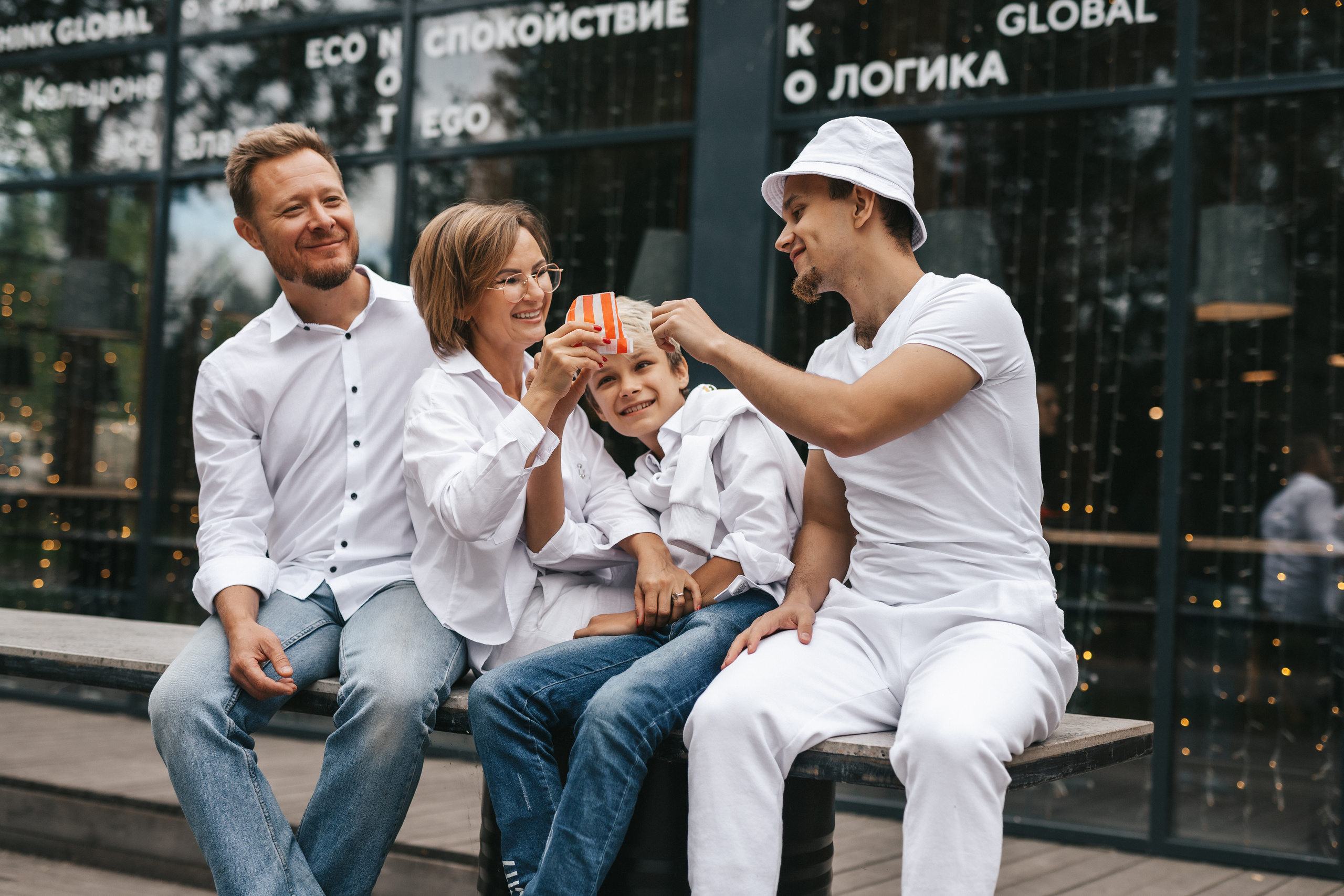 История семья Вятскиных 25 лет вместе!. Семейный фотограф Красноярск