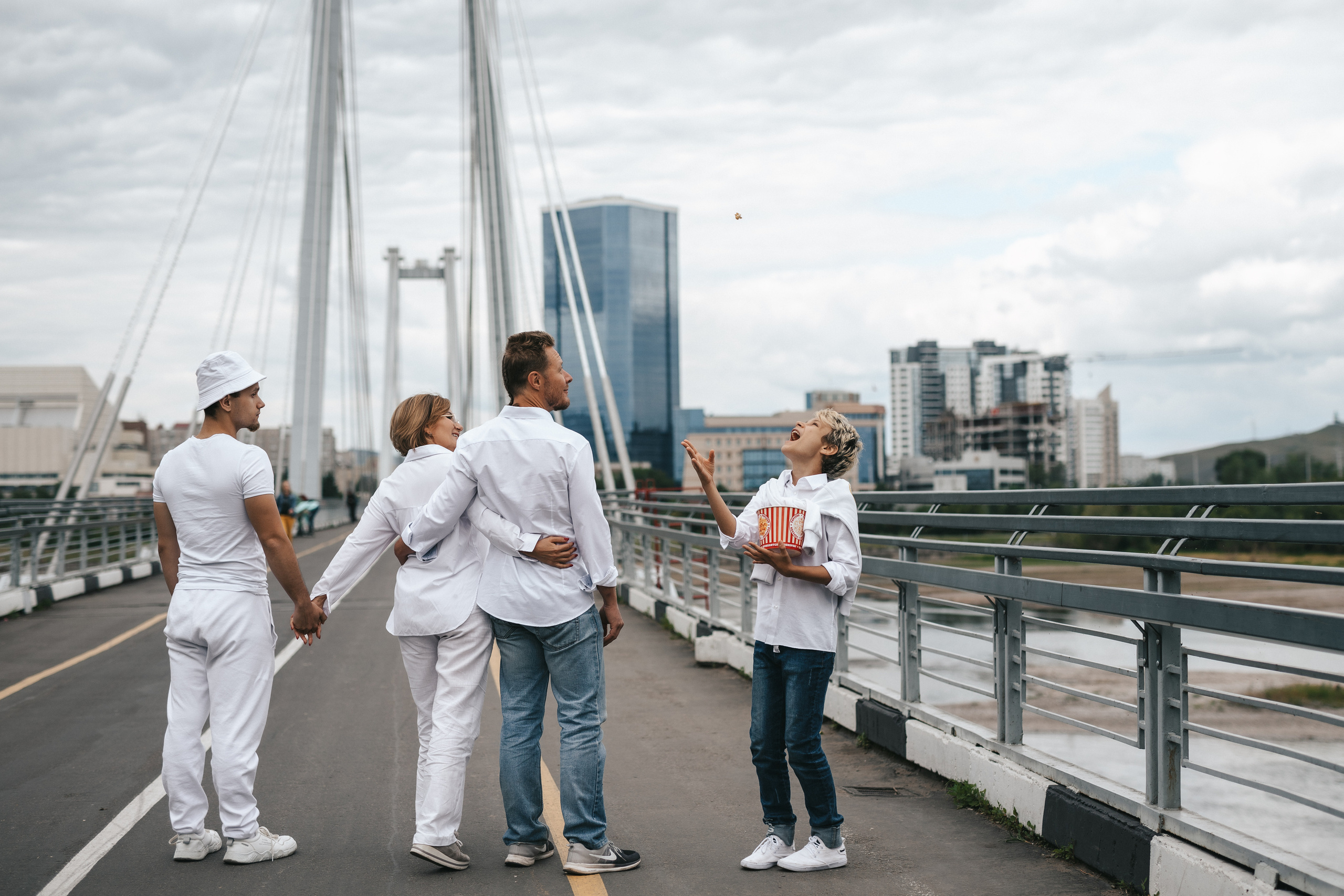 История семья Вятскиных 25 лет вместе!. Семейный фотограф Красноярск