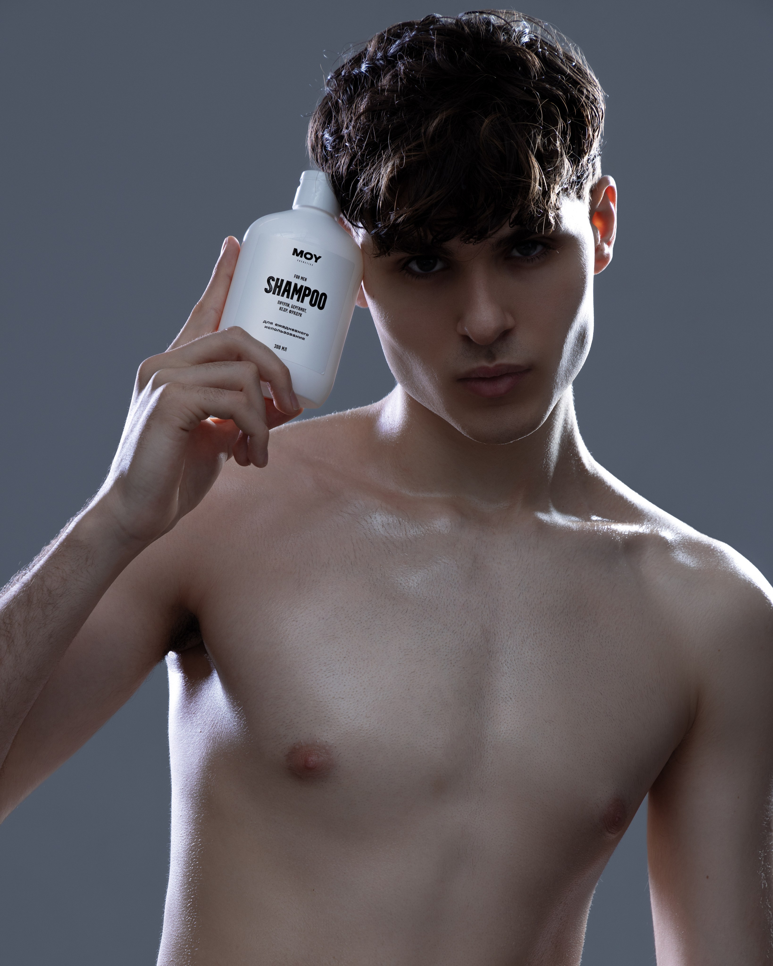 MOY Cosmetics. Photographer. Producer. Retoucher