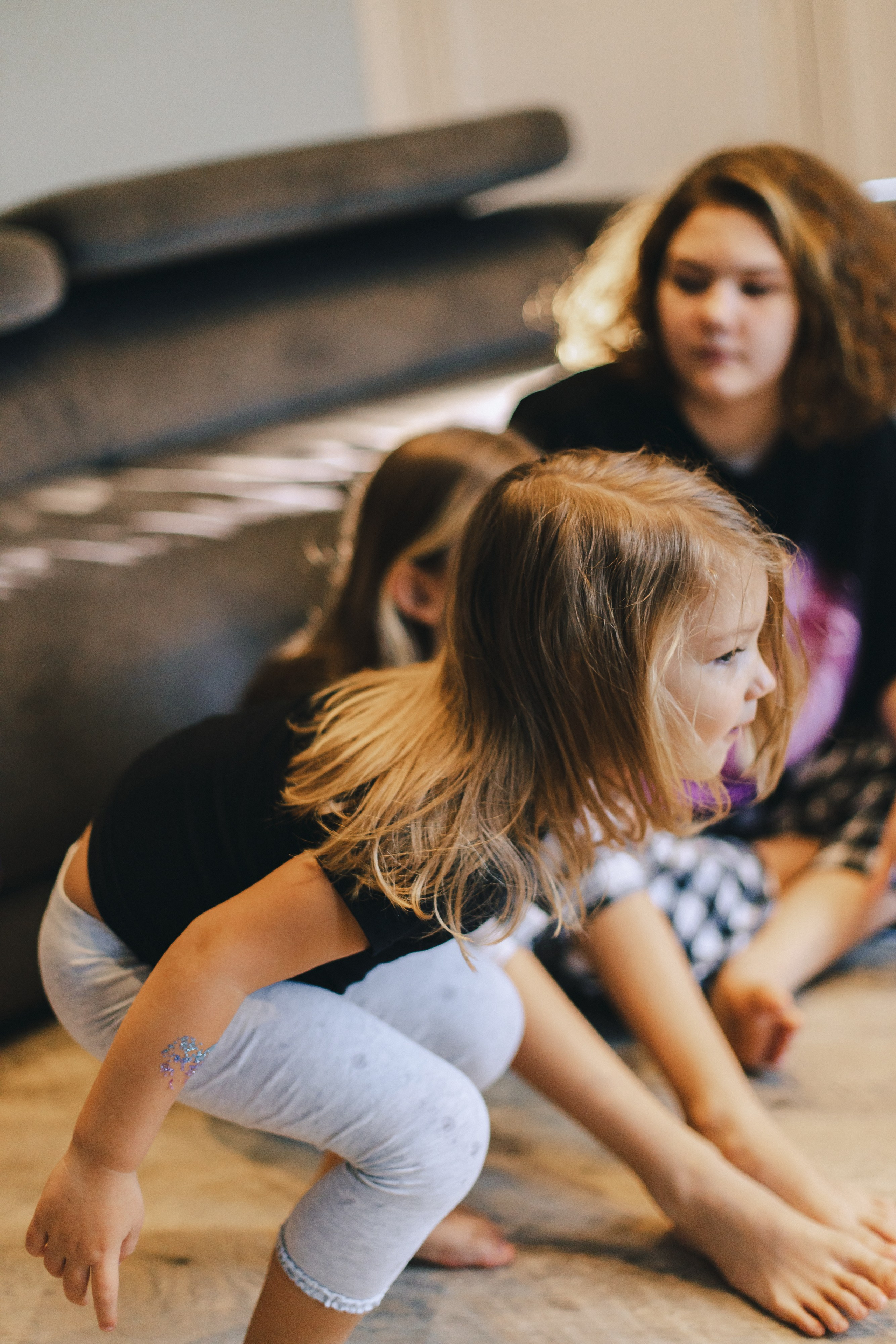 Игорь, Лера, Миля, Ксюша и Аня. Фотограф Таганрог Любимая Надя