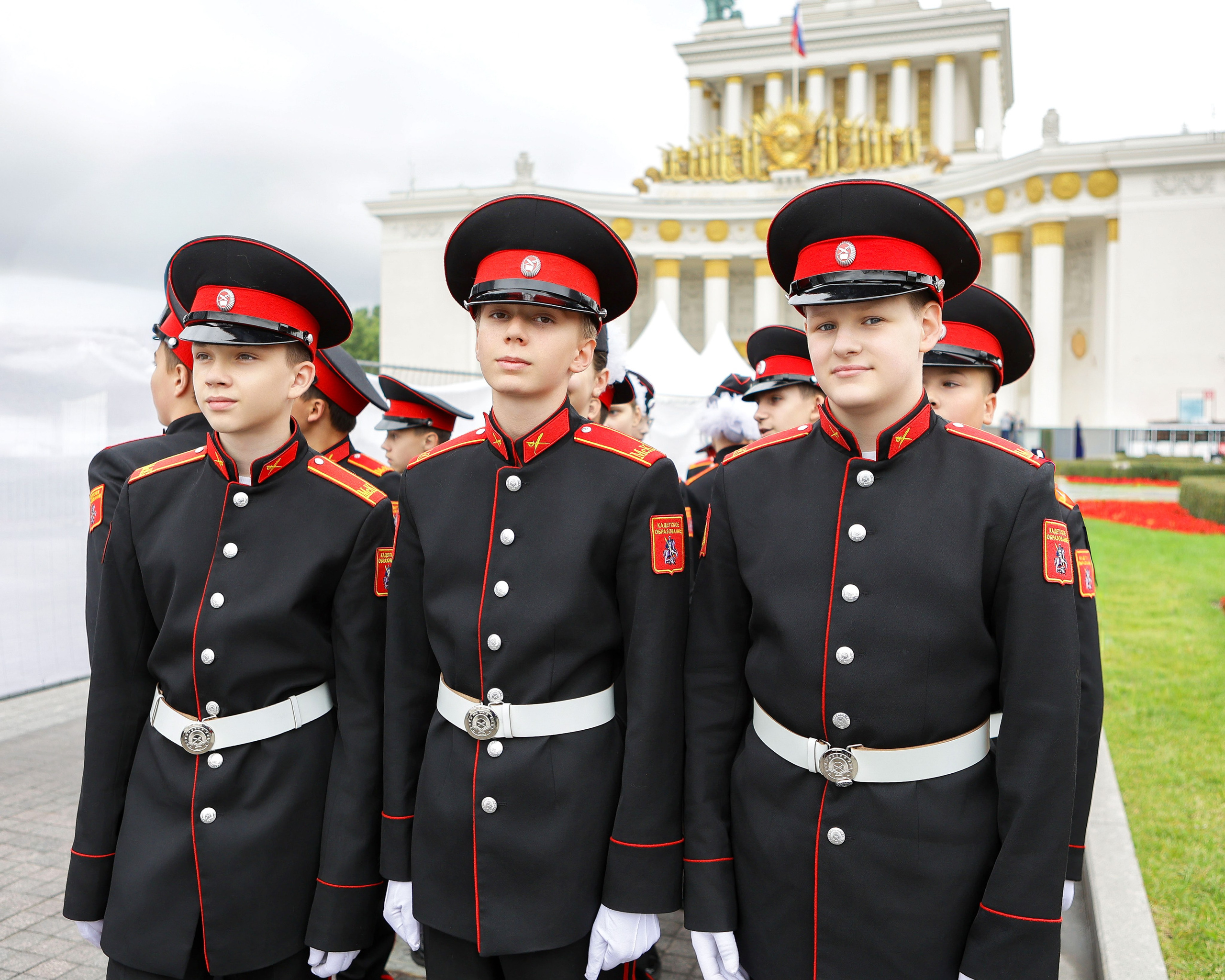 Подготовка к посвящению в кадеты в Первом Московском кадетском корпусе, Дипломатической кадетской школы. Выпускные альбомы и школьный фотограф в Подольске, Троицке, Щербинке, Москве и Московской области