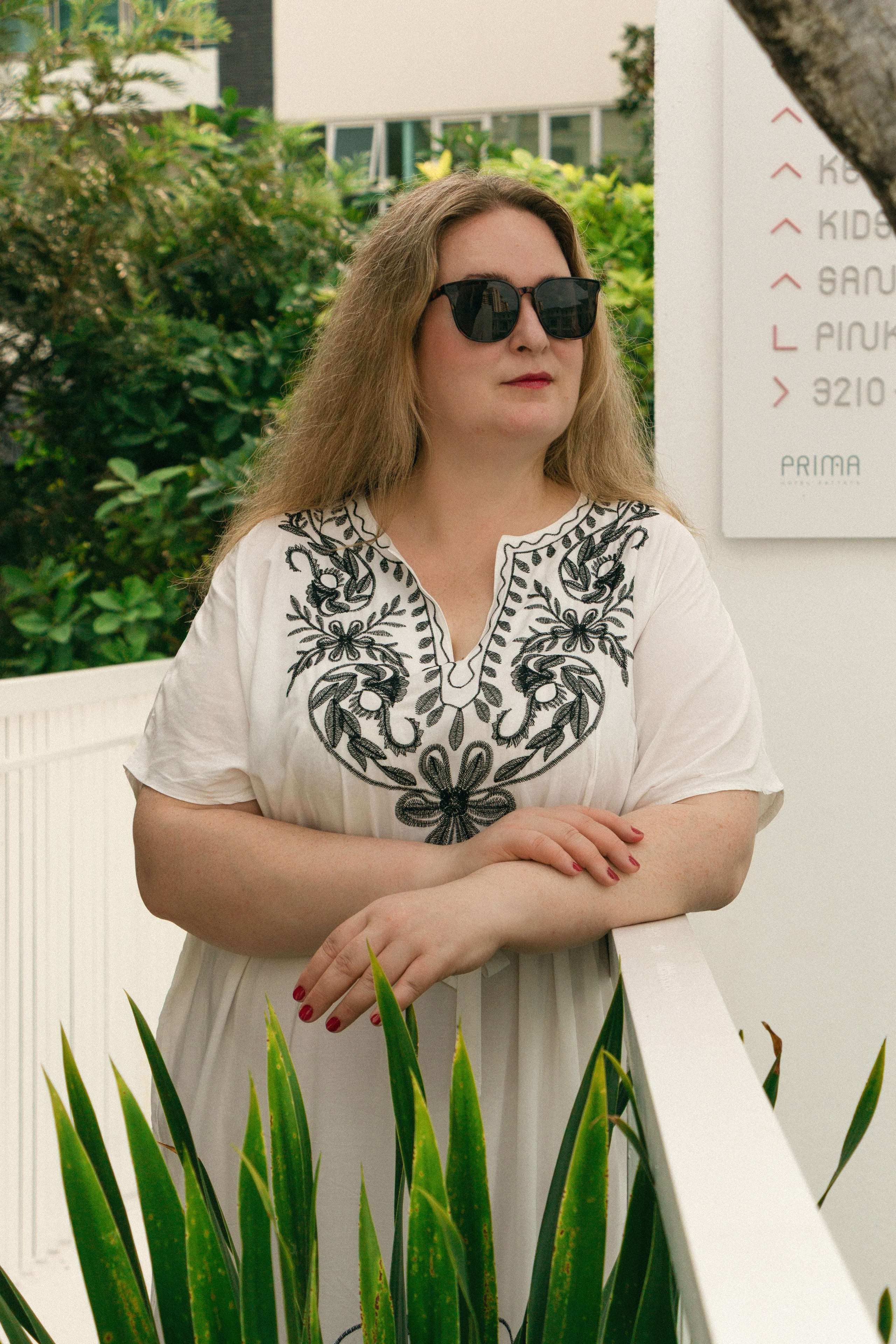 Victoria and Alisa. Portrait photographer in Thailand