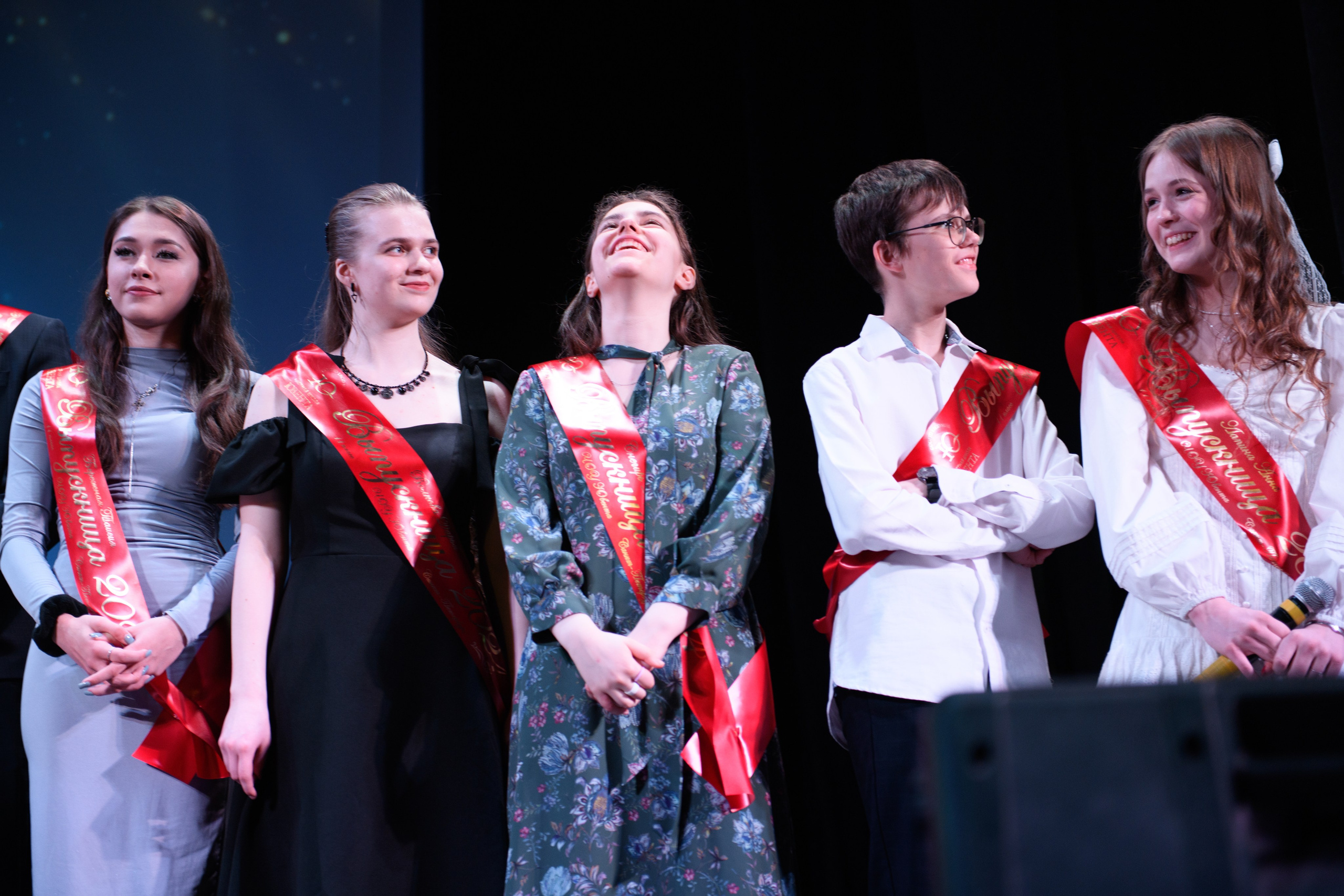 Фотосъёмка торжественного вечера выпускников. Организация и проведение фотосъемок в Санкт-Петербурге. Фотограф Смирягин Илья