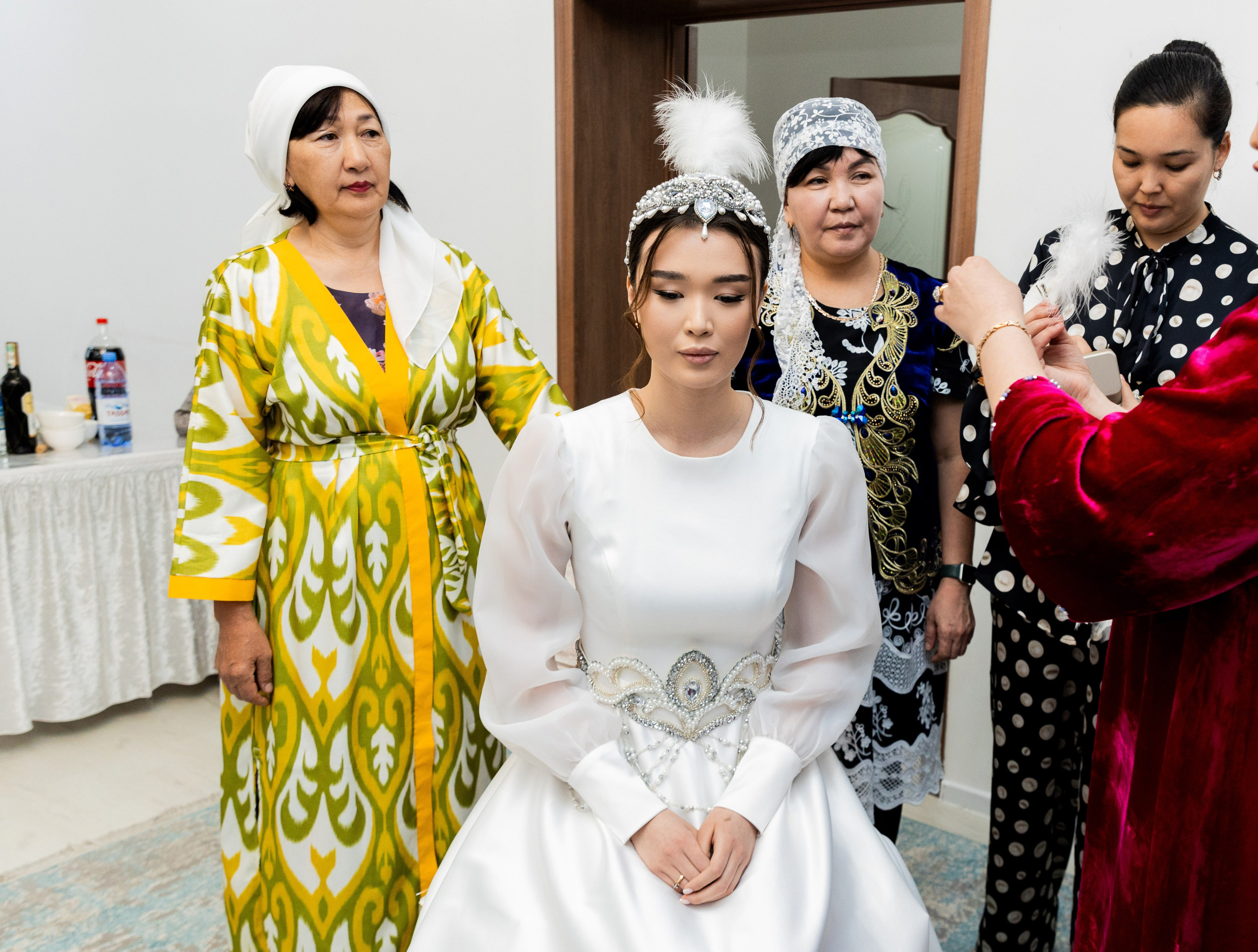 Аружан. Сырга салу