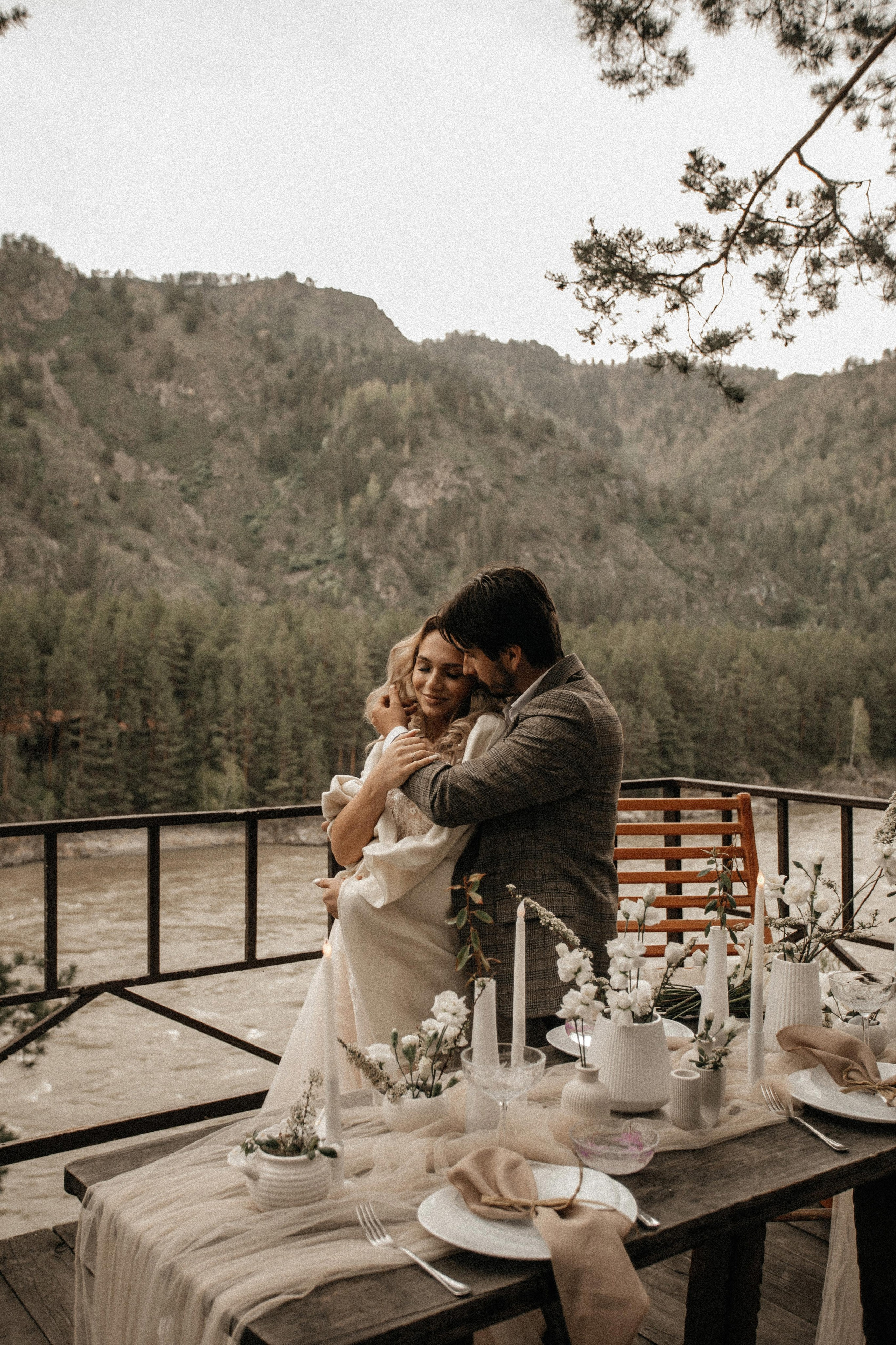 Свадебная история для двоих в Горном Алтае. Свадебный и семейный фотограф Рассказова Виктория