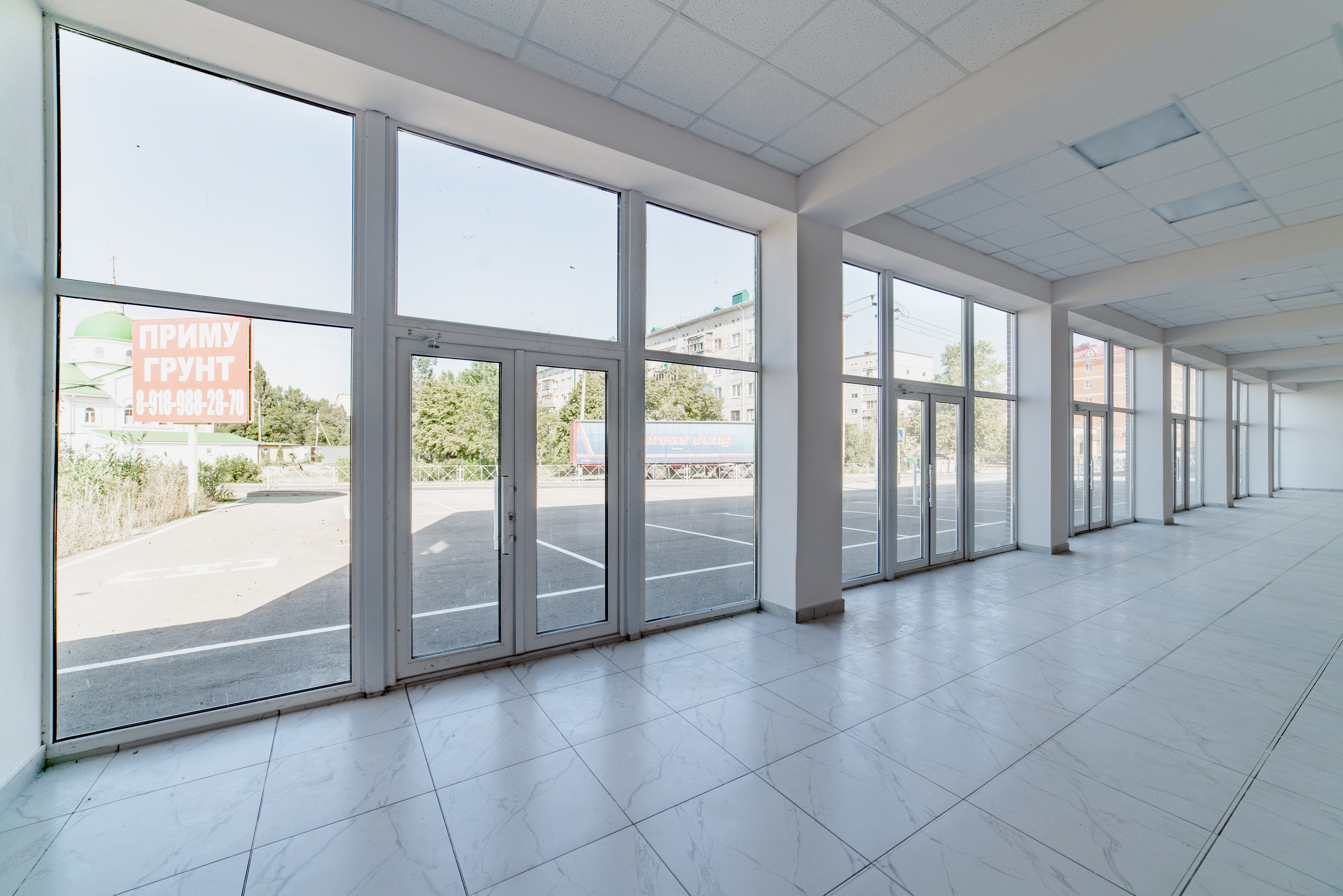 Коммерческая недвижимость. Создаю контент для бизнеса- Андрей Корниенко и упаковываю компании и экспертов в Краснодаре