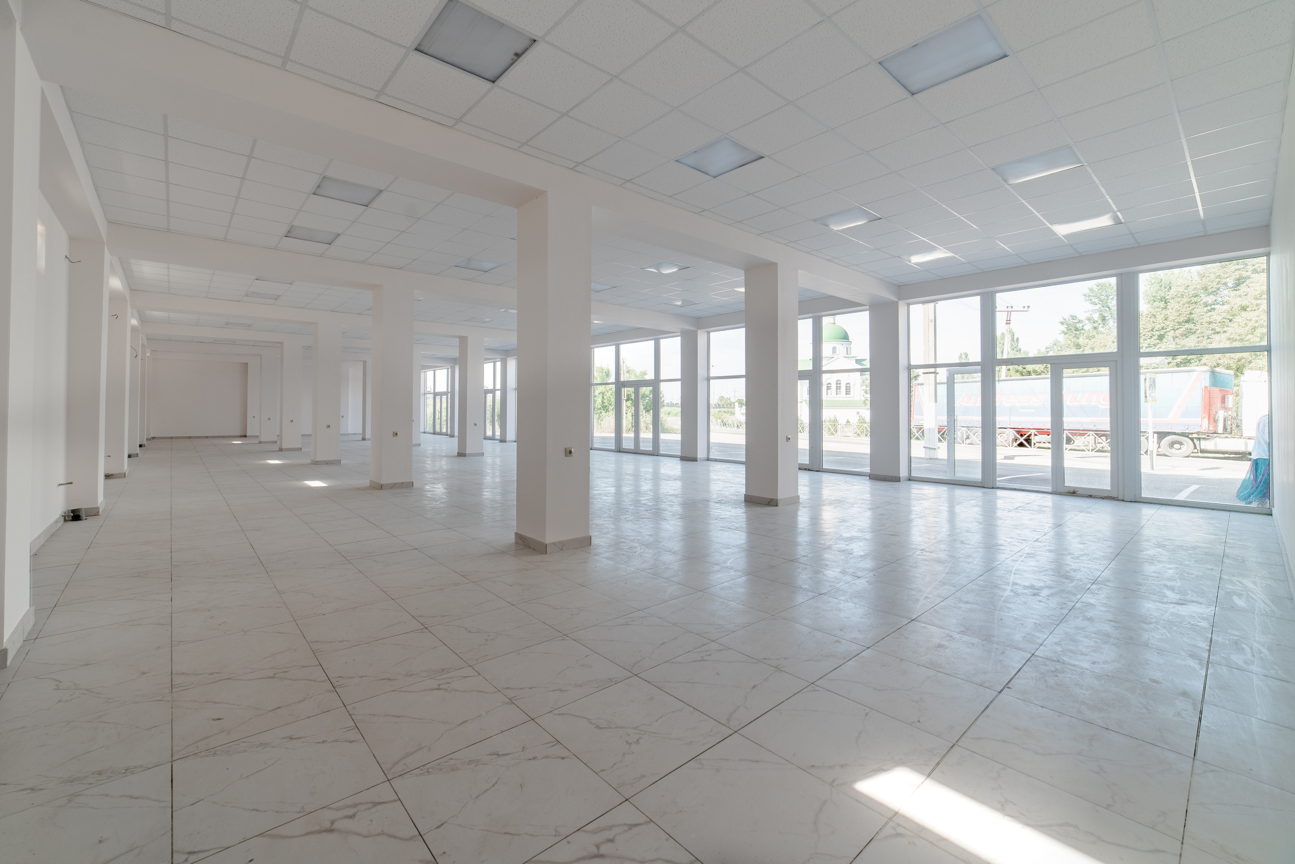 Коммерческая недвижимость. Создаю контент для бизнеса- Андрей Корниенко и упаковываю компании и экспертов в Краснодаре