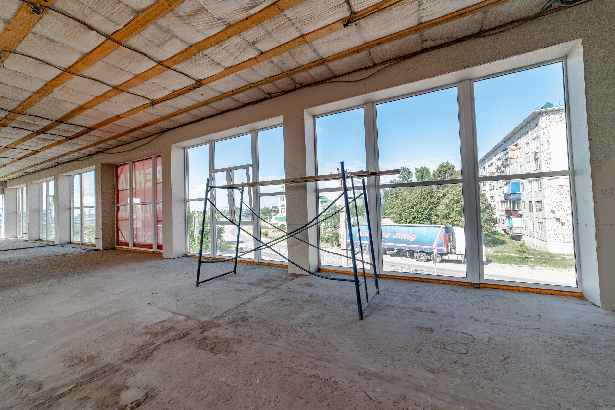 Коммерческая недвижимость. Создаю контент для бизнеса- Андрей Корниенко и упаковываю компании и экспертов в Краснодаре