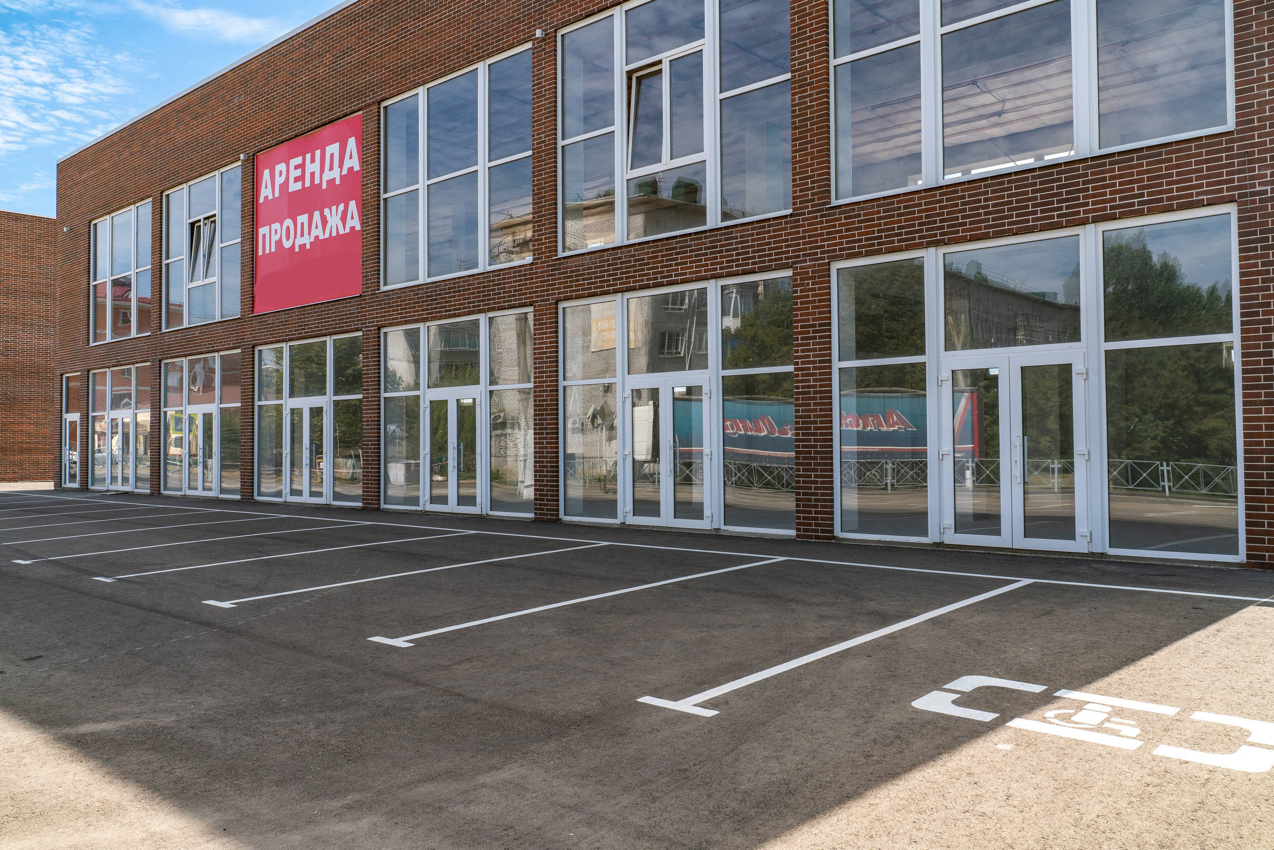 Коммерческая недвижимость. Создаю контент для бизнеса- Андрей Корниенко и упаковываю компании и экспертов в Краснодаре