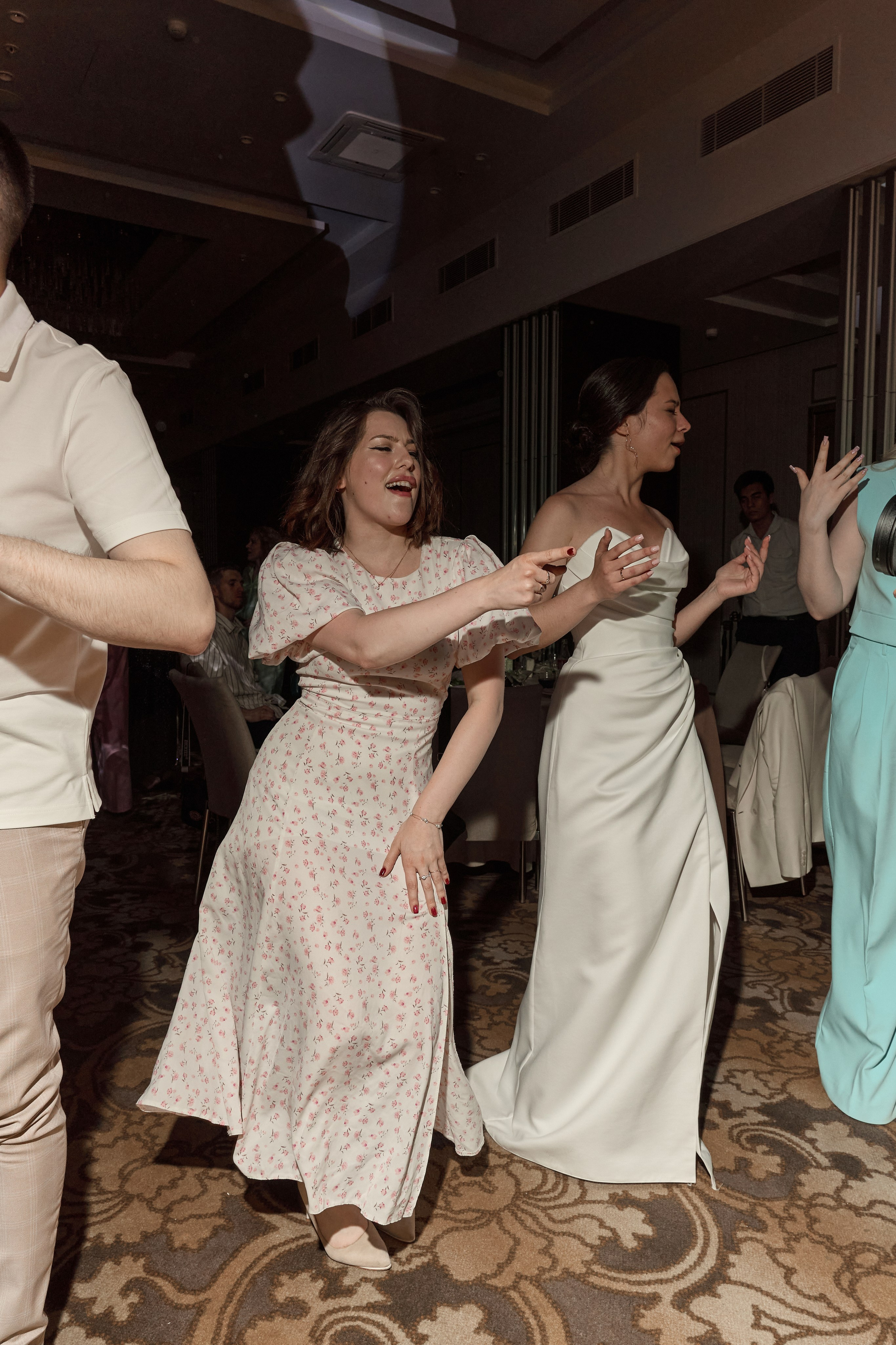 Deni & DI. Kharchenkotatianaweddingphoto