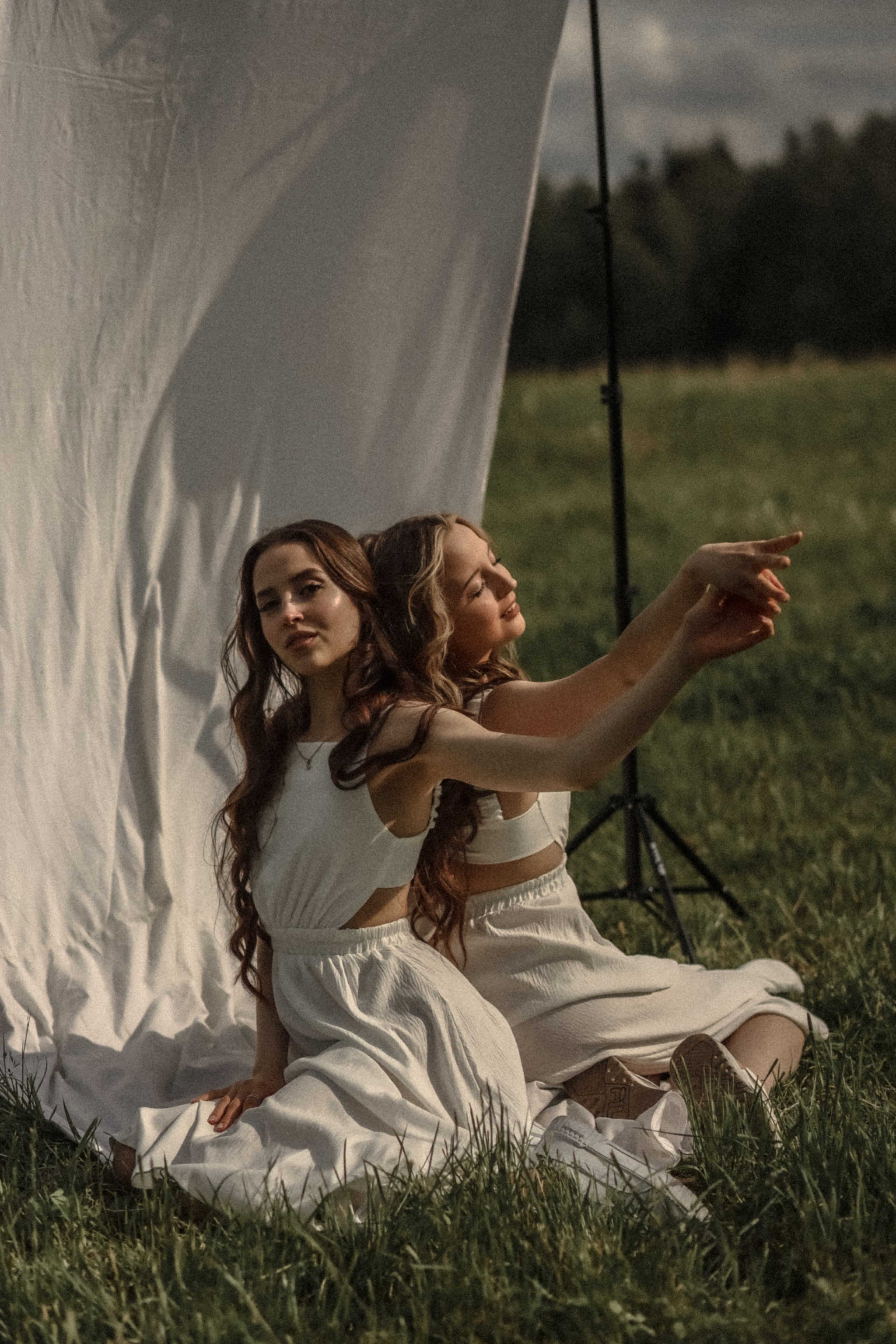 Sisters. Kharchenkotatianaweddingphoto