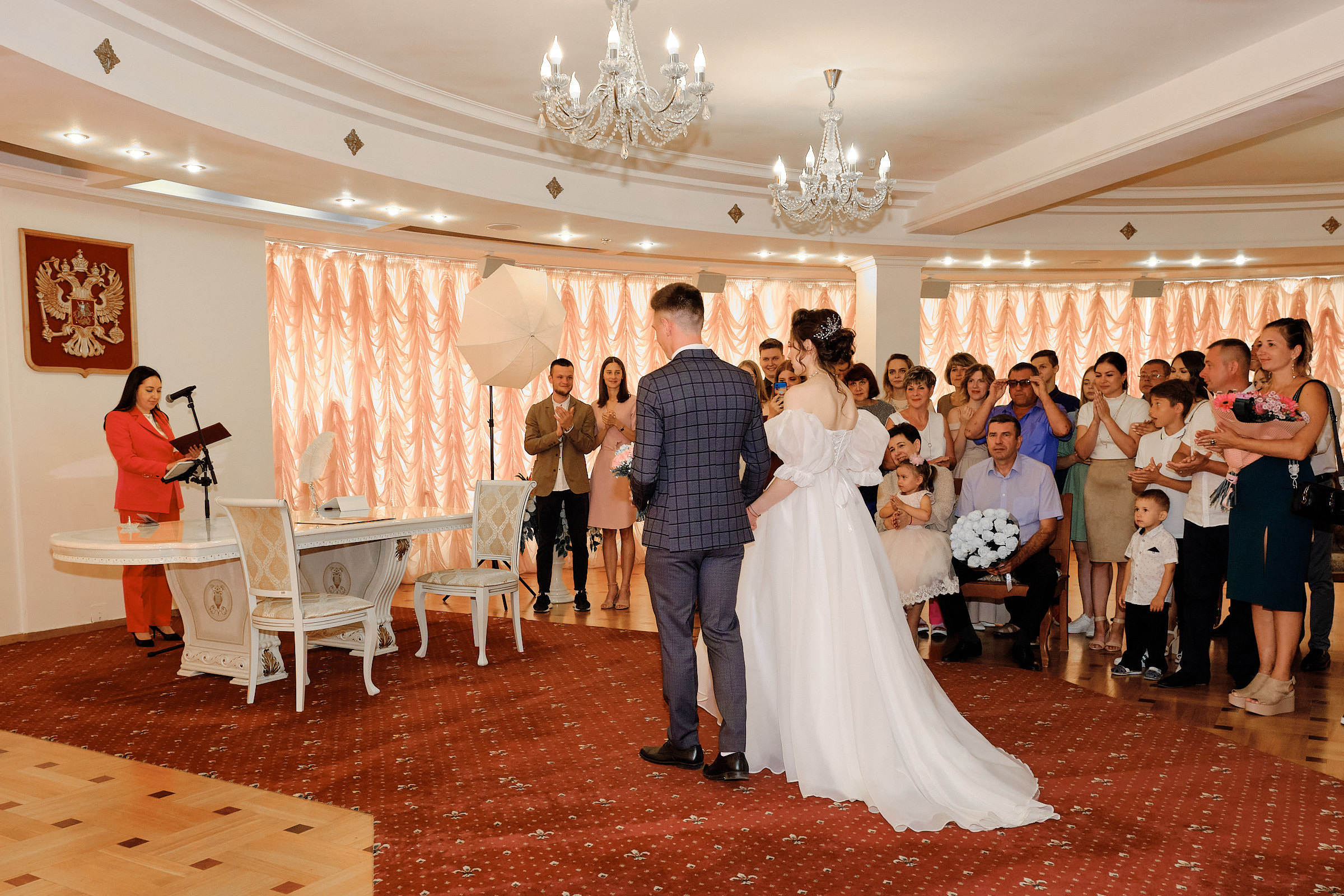 Антон и Кристина фотосъёмка свадьбы Юра Сахар. Профессиональный фотограф в Екатеринбурге Юра Сахар