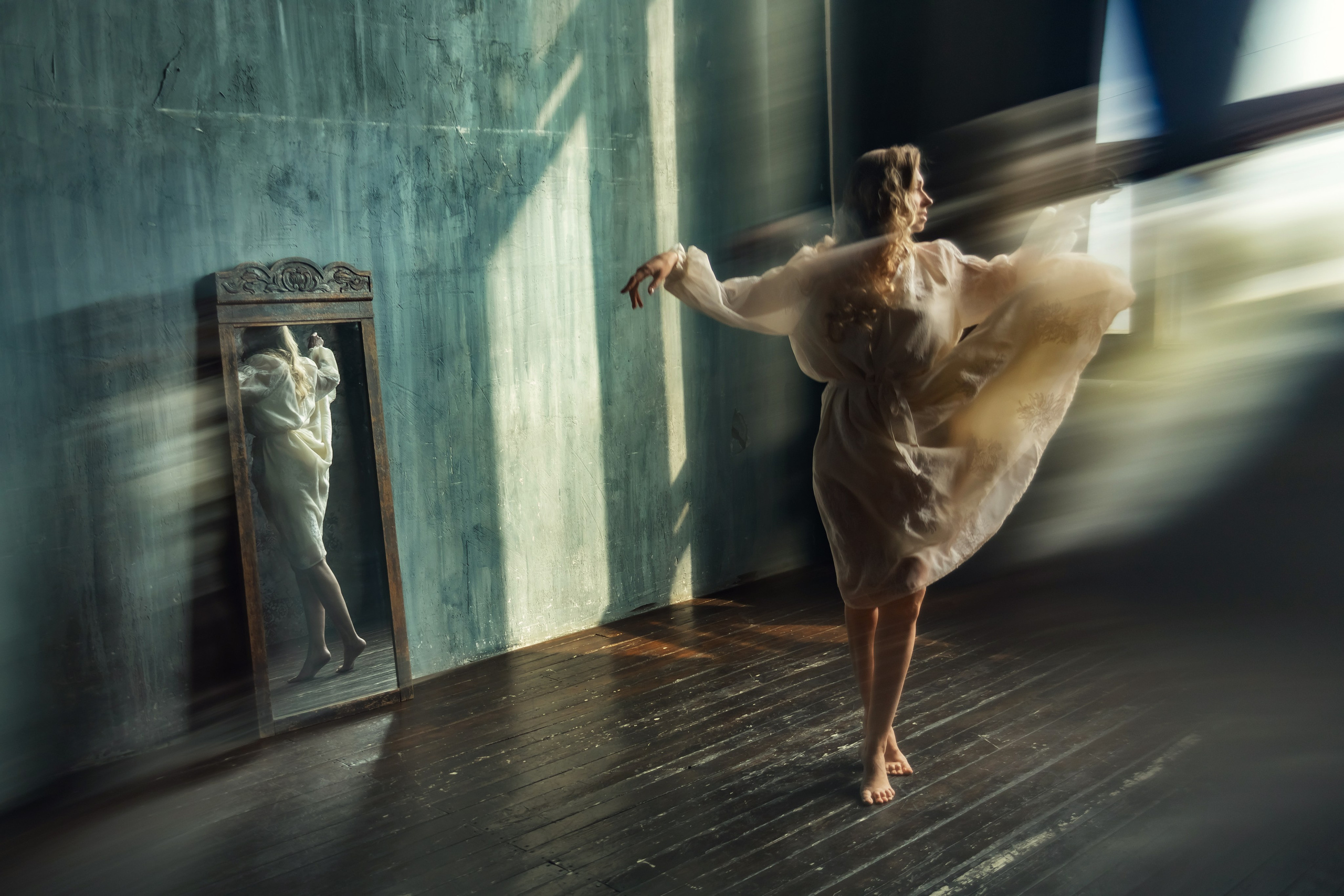 Женский художественный портрет в студии. Семейный и детский фотограф в Москве Анна Чертополох