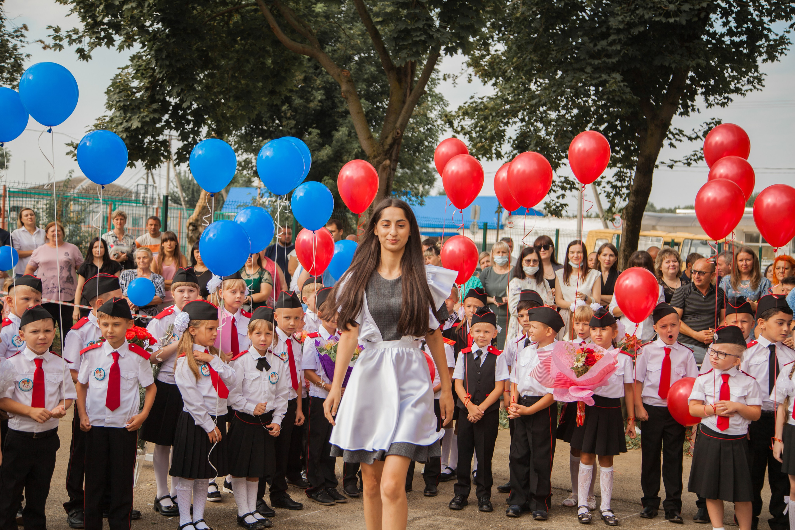 Линейка 1 сентября. Свадебный и семейный фотограф в Армавире