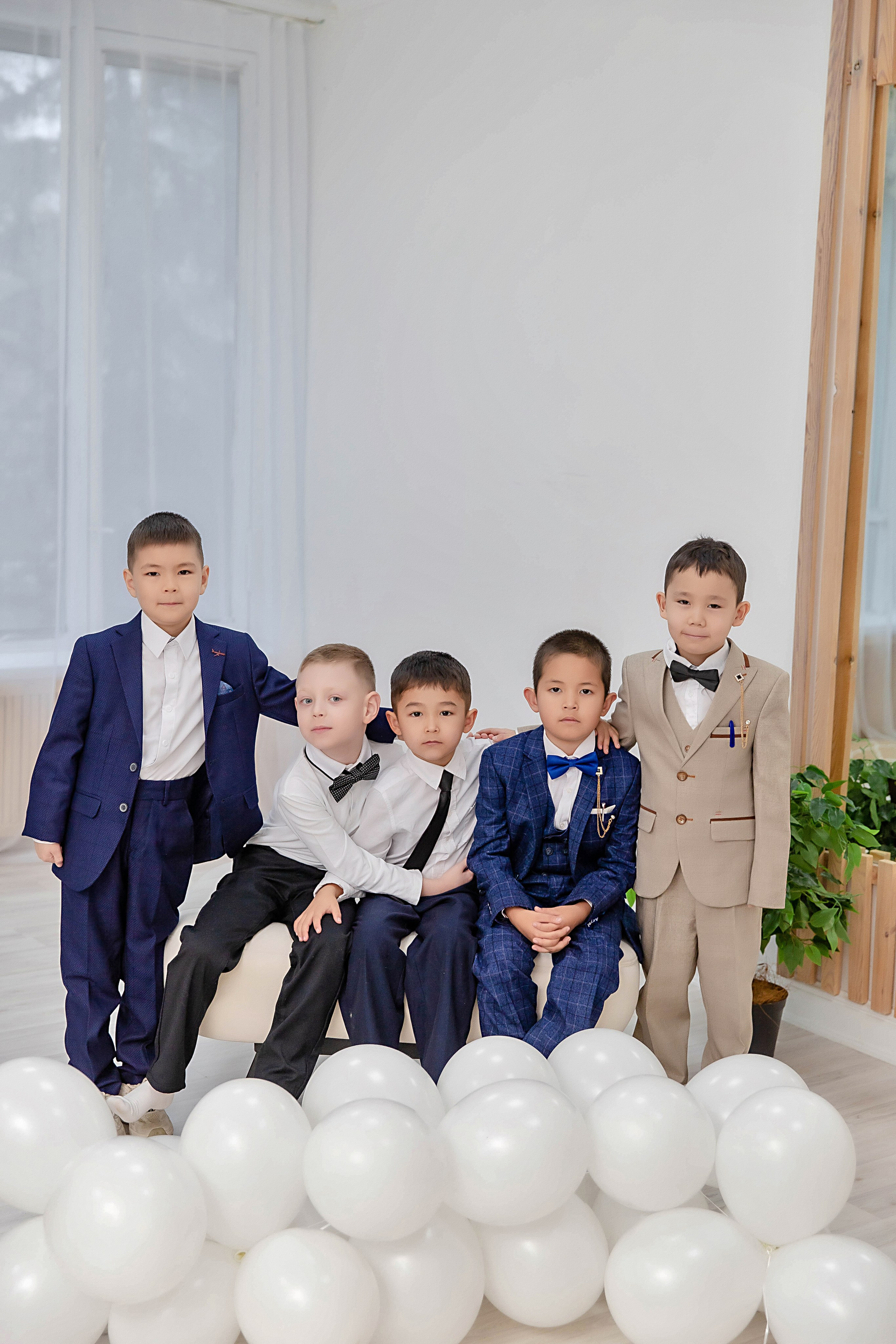 Выпускные (школьные) альбомы (книги) в Ростове-на-Дону. Современные Выпускные Альбомы в Ростове-на-Дону