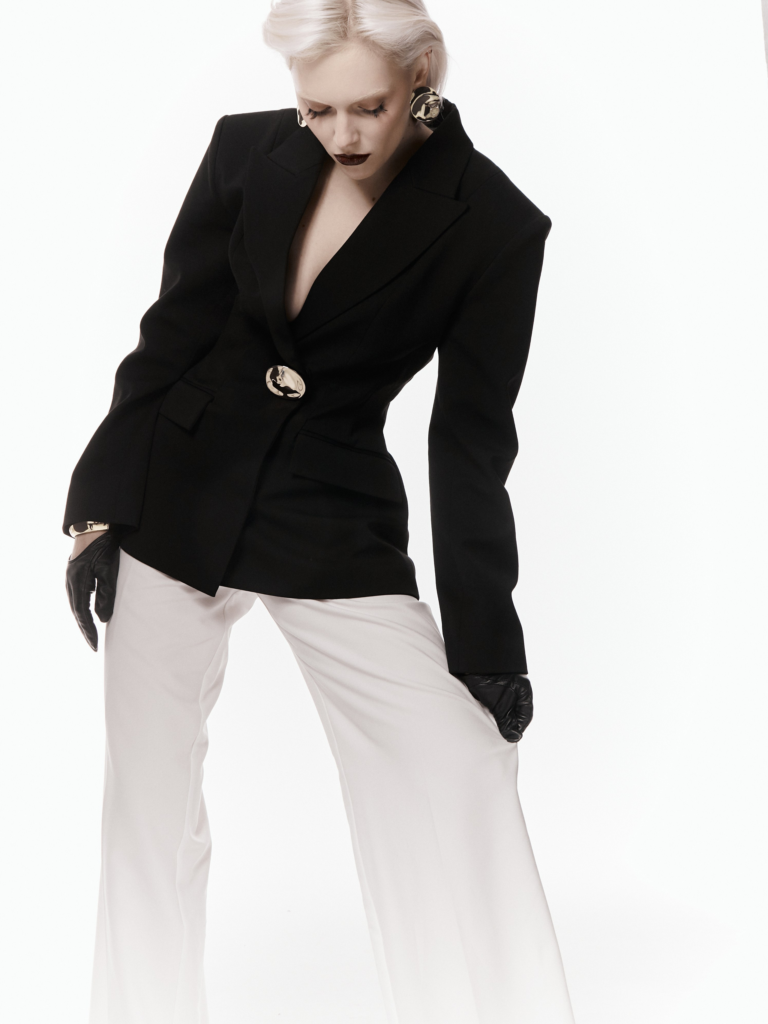 Alyona — tests. Фотограф для брендов в Москве, noircreate