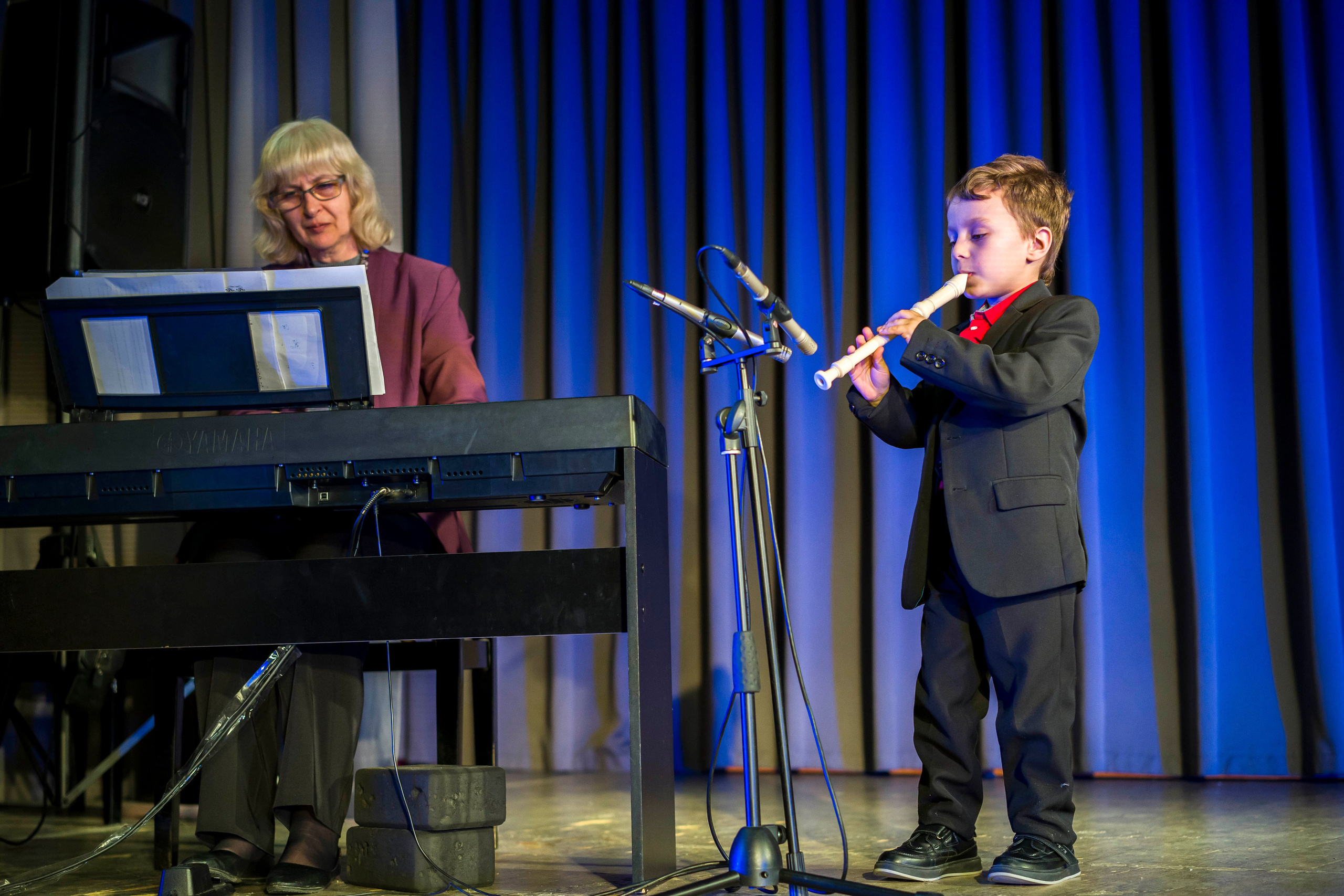 Концерт вокальной студии. Фотограф в Санкт-Петербурге. Репортажная и все съёмки для бизнеса