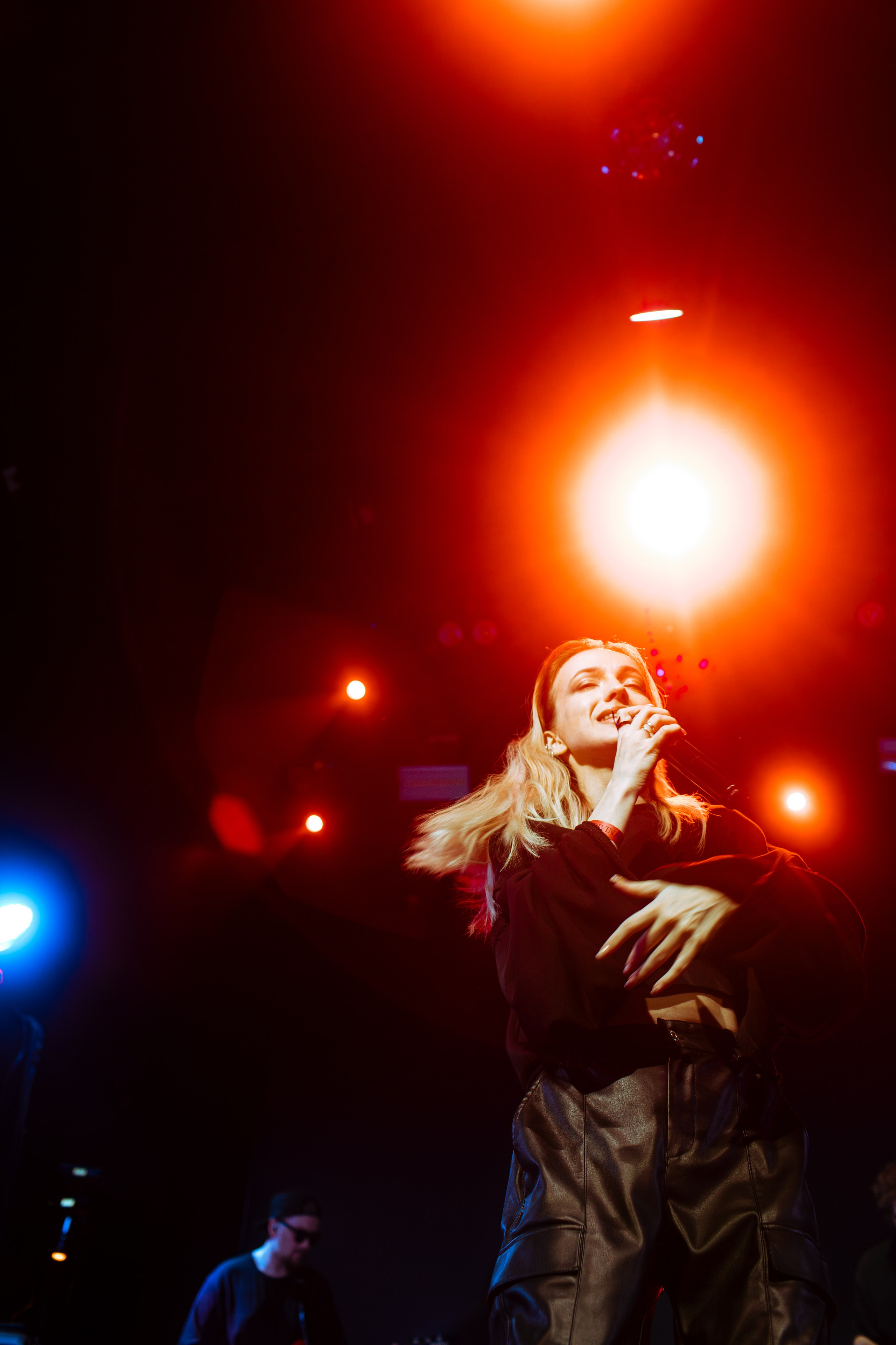 КОНЦЕРТЫ И СПЕКТАКЛИ. Коммерческий фотограф Дамира Умярова (Москва)