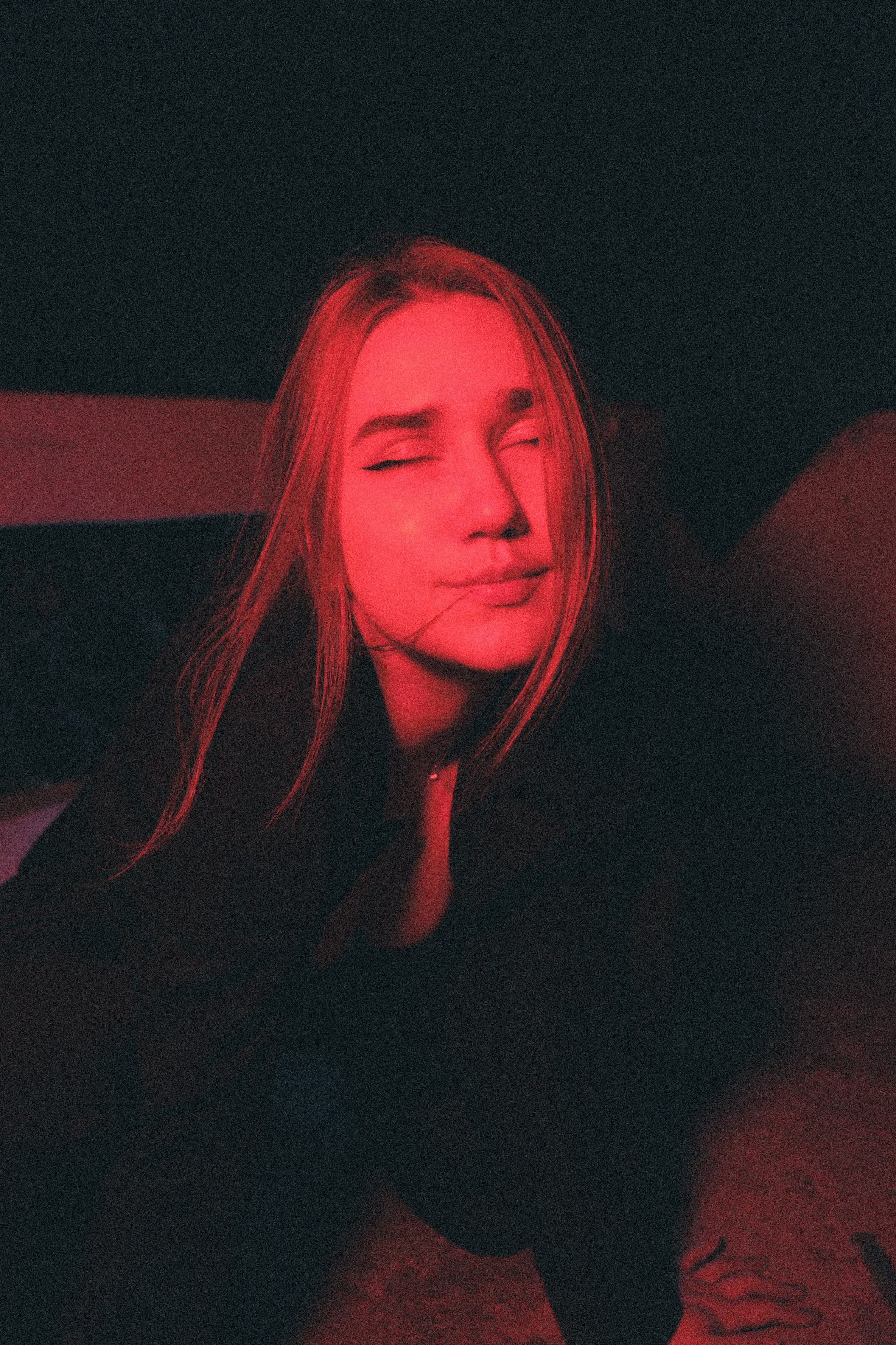 Indian red. Gerasko Aleks — Портрет, кричащий тишиной