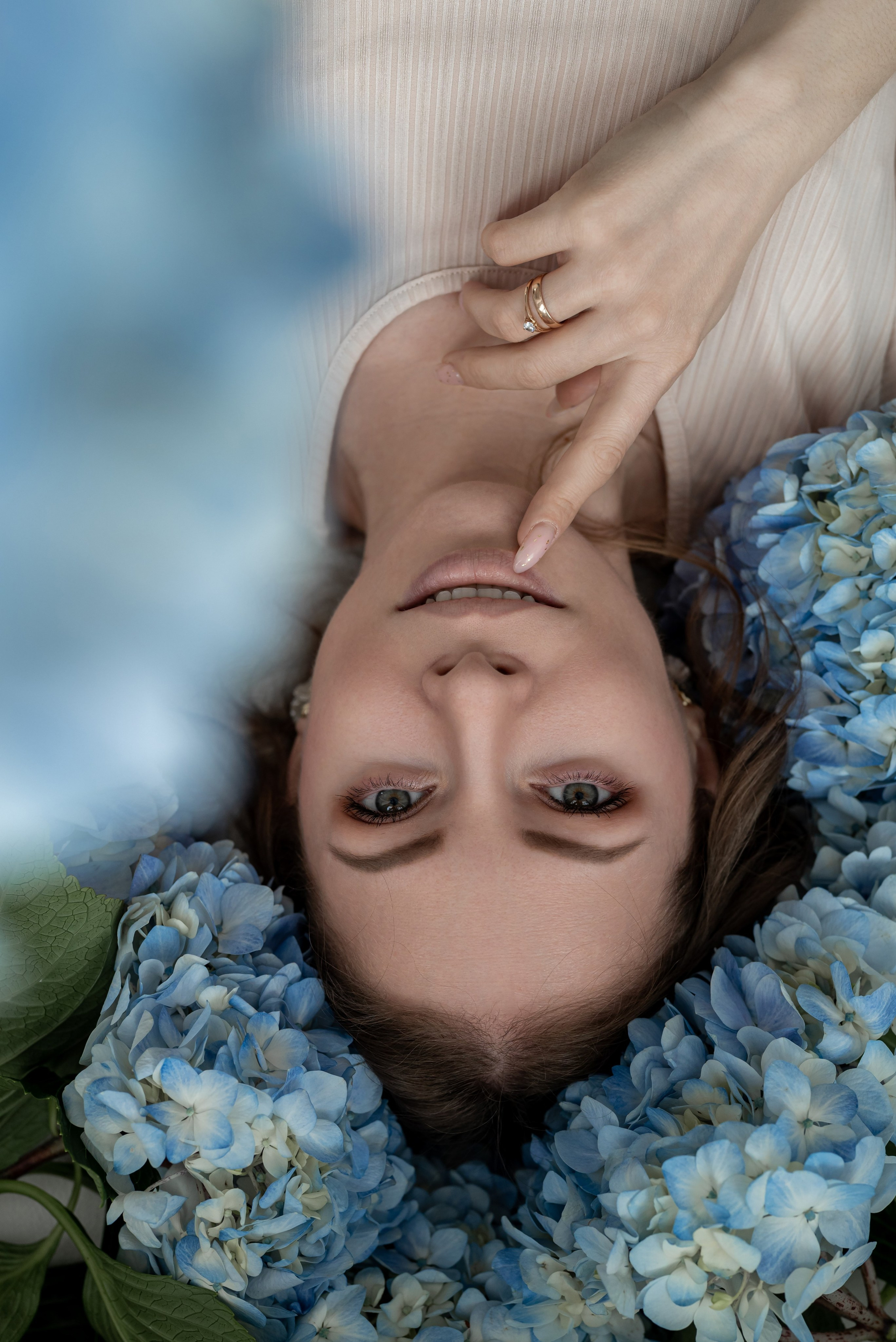 Фотопроект с голубыми гортензиями. Фотограф в городе Салават